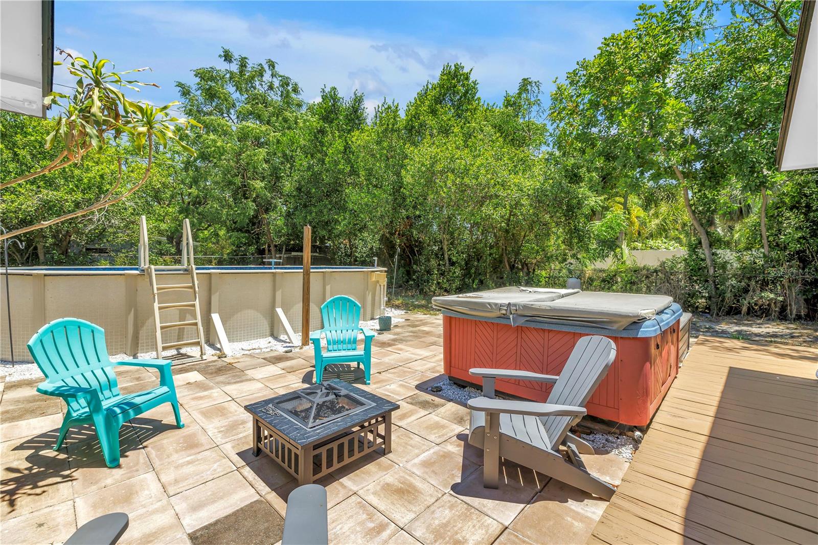 687 JASMINE WAY S, ST PETERSBURG, FL, 33705