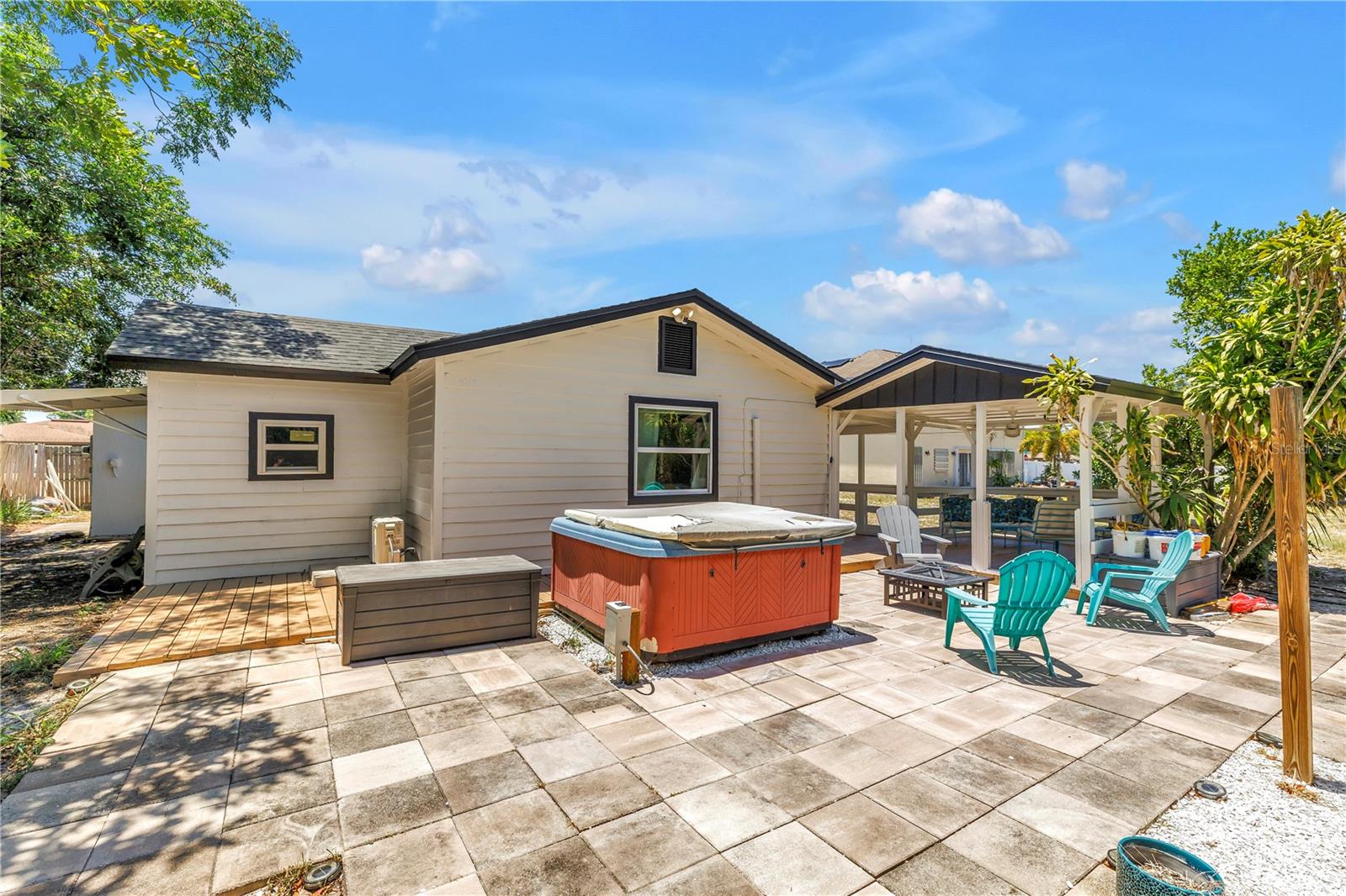 687 JASMINE WAY S, ST PETERSBURG, FL, 33705
