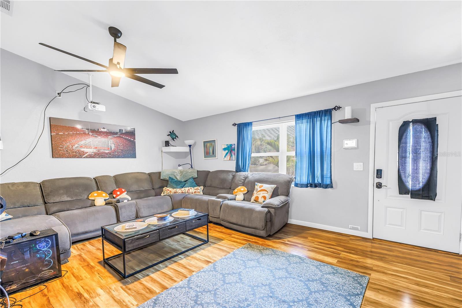 687 JASMINE WAY S, ST PETERSBURG, FL, 33705