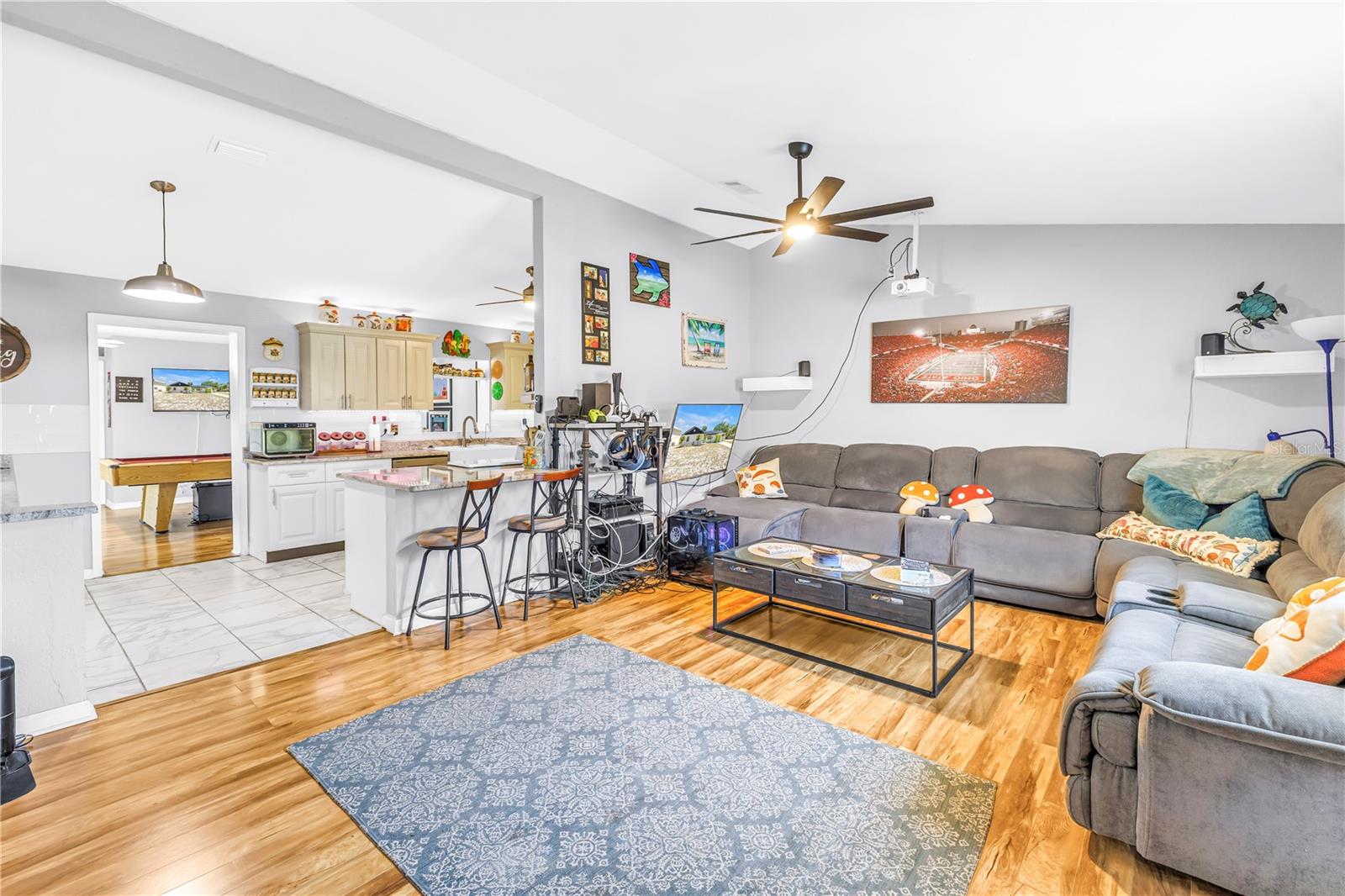 687 JASMINE WAY S, ST PETERSBURG, FL, 33705