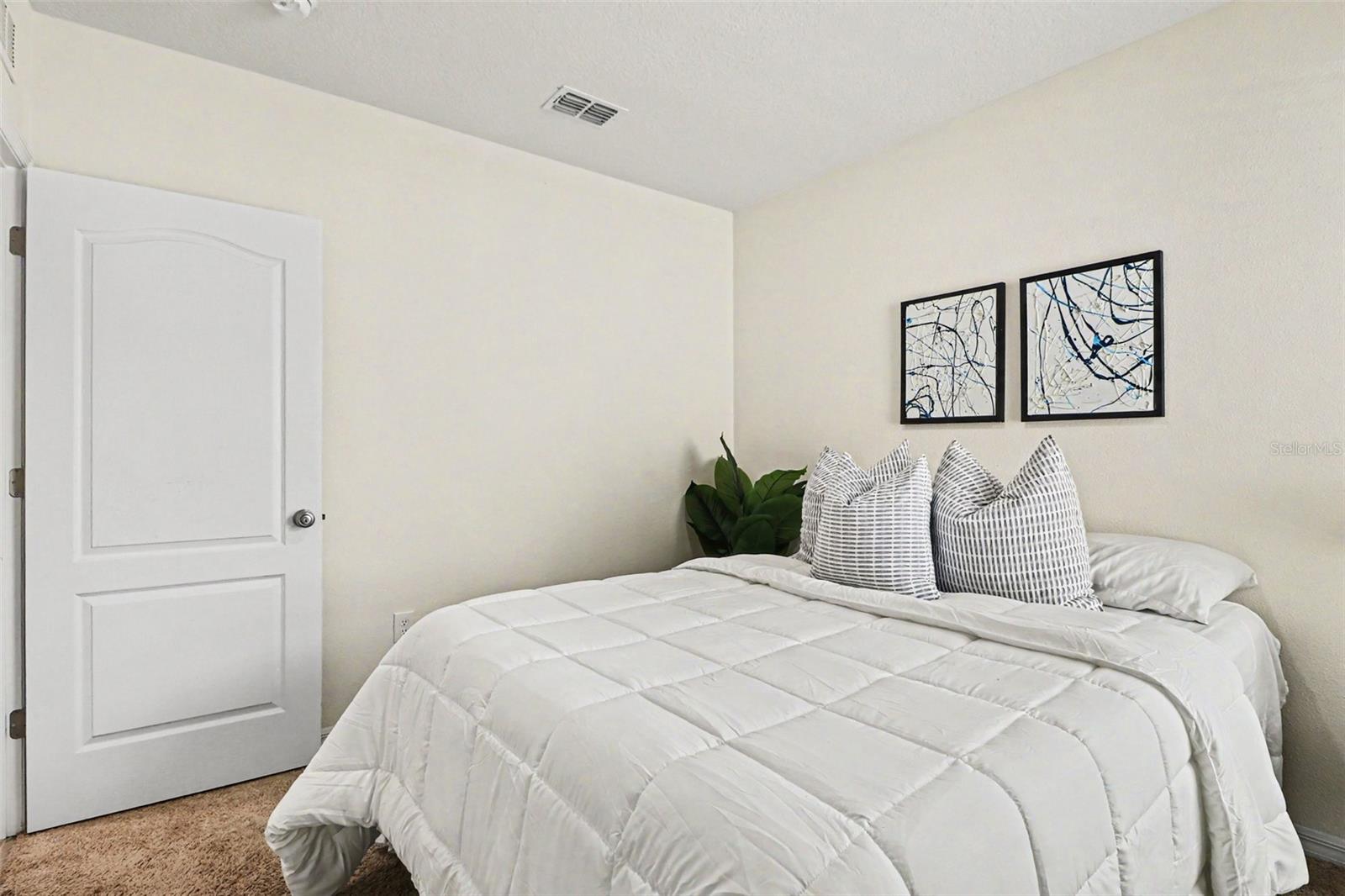 1956 EGRET MEADOWS AVE, KISSIMMEE, FL, 34744