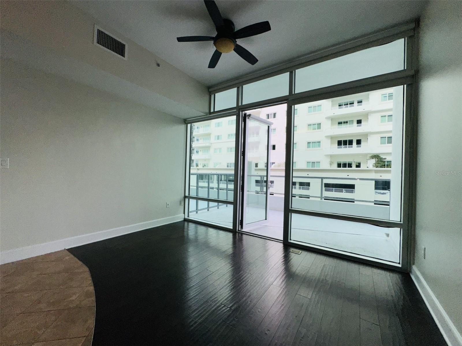 101 S EOLA DR #518, ORLANDO, FL, 32801