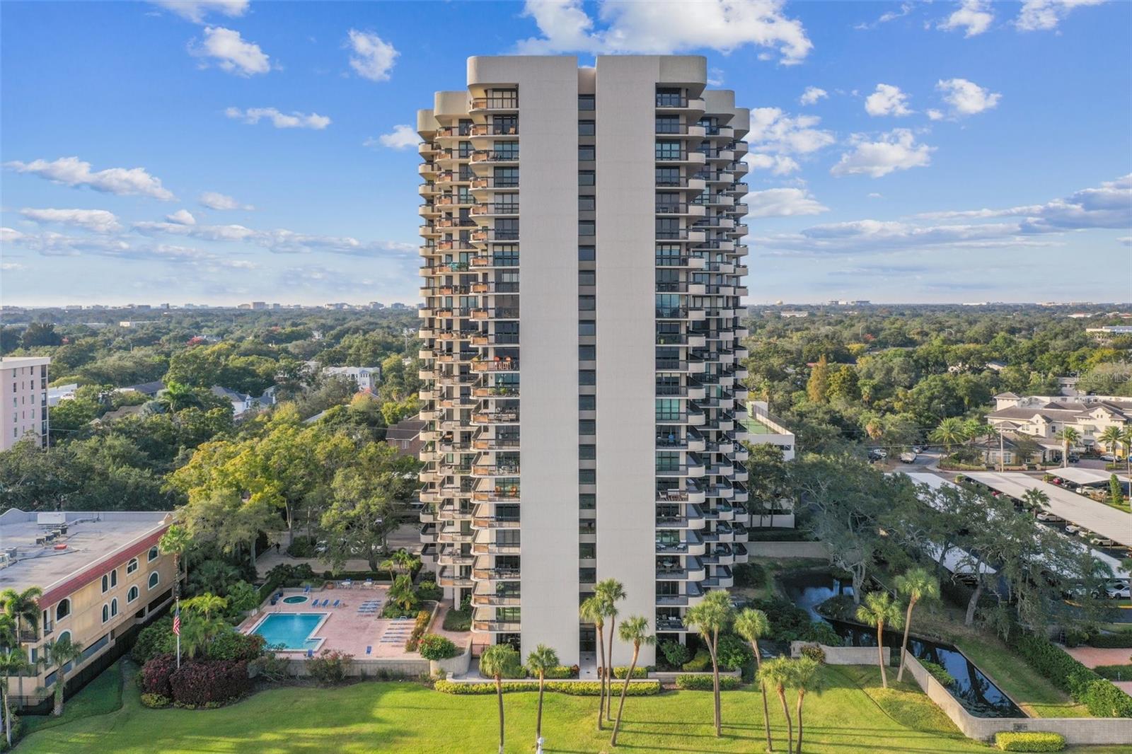 2413 BAYSHORE BLVD #202, TAMPA, FL, 33629