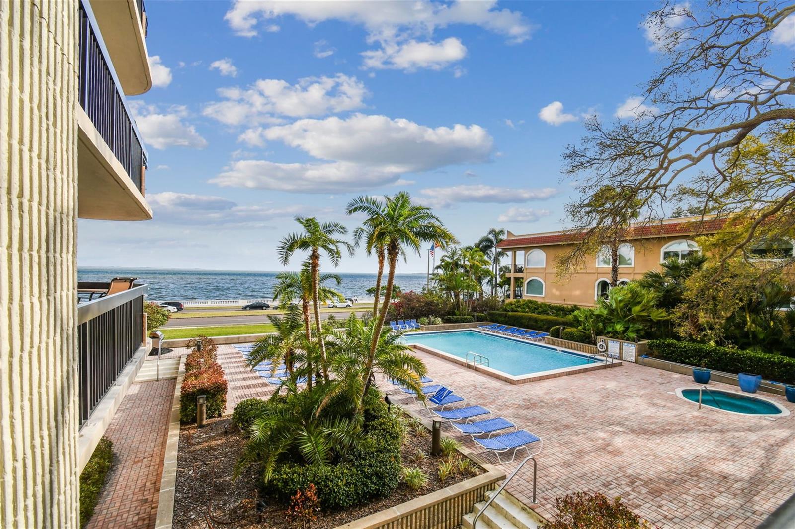 2413 BAYSHORE BLVD #202, TAMPA, FL, 33629