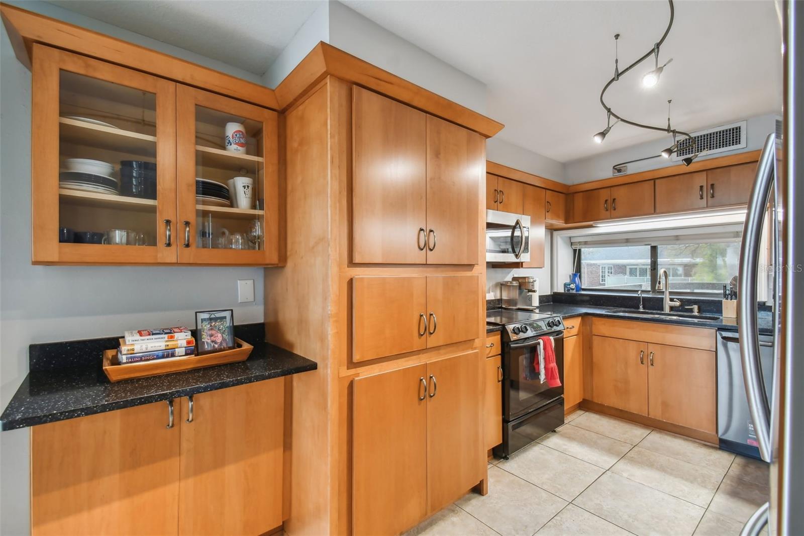 2413 BAYSHORE BLVD #202, TAMPA, FL, 33629
