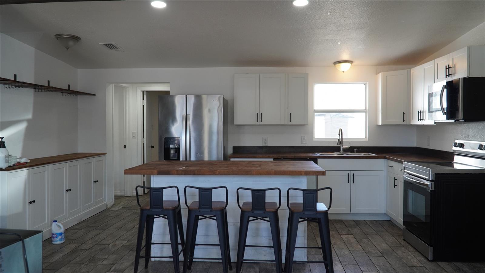 4111 W MONTGOMERY TER, TAMPA, FL, 33616