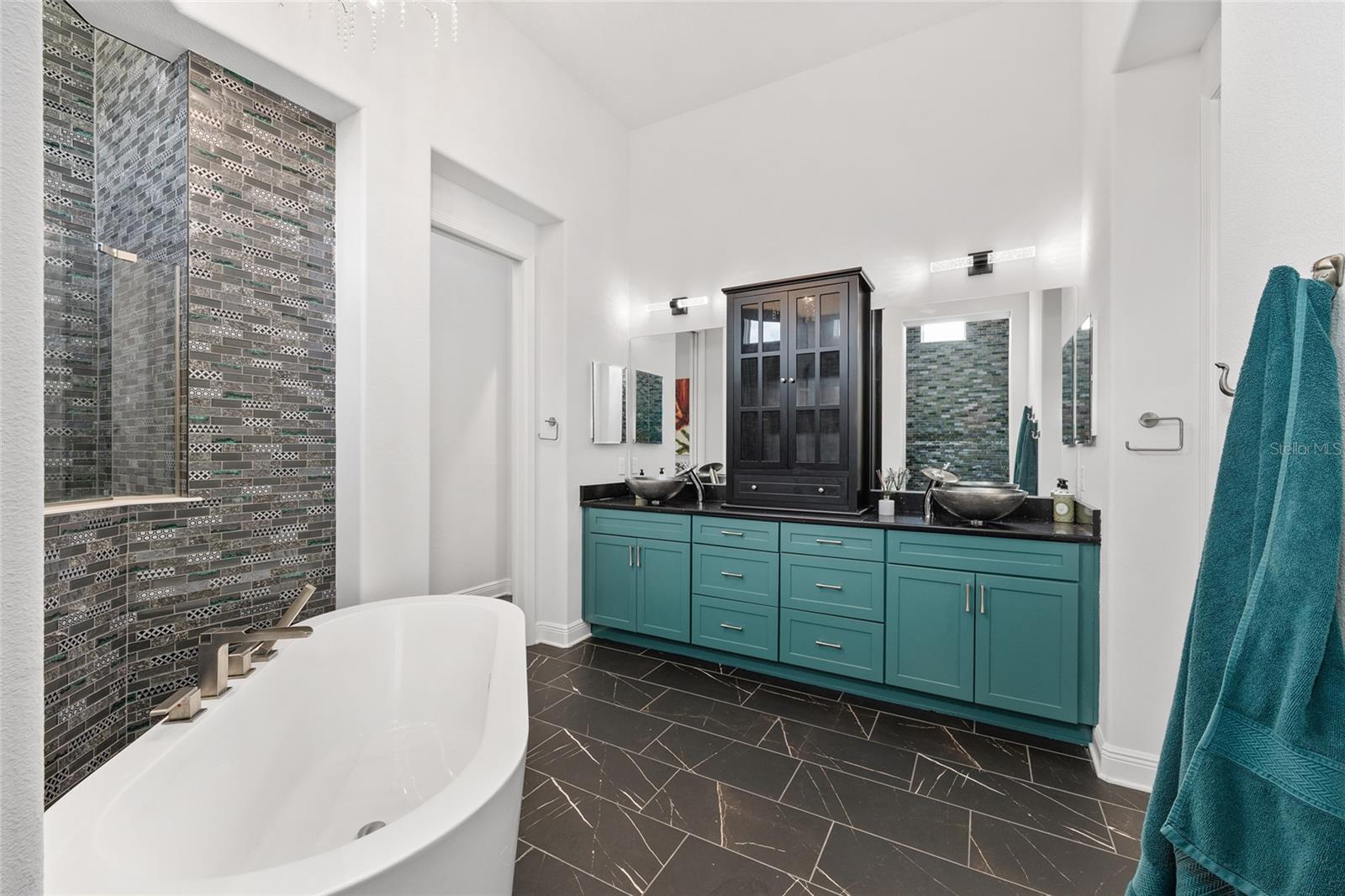 1500 W ALTON BAY PL, HERNANDO, FL, 34442