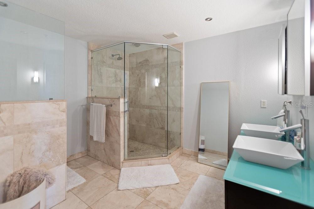 919 S ROME AVE #8, TAMPA, FL, 33606