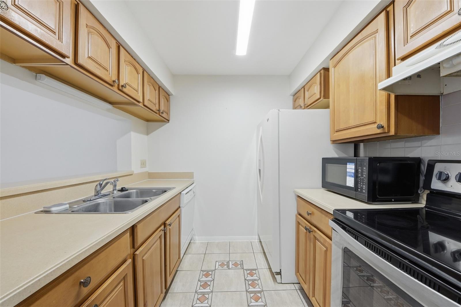 4800 S SEMORAN BLVD #107, ORLANDO, FL, 32822
