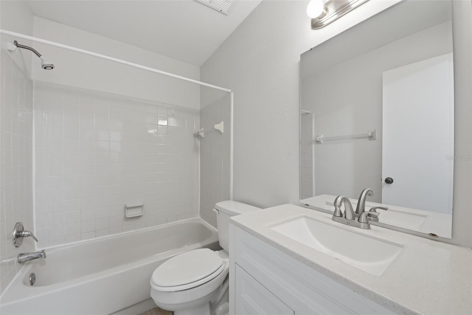 4800 S SEMORAN BLVD #107, ORLANDO, FL, 32822
