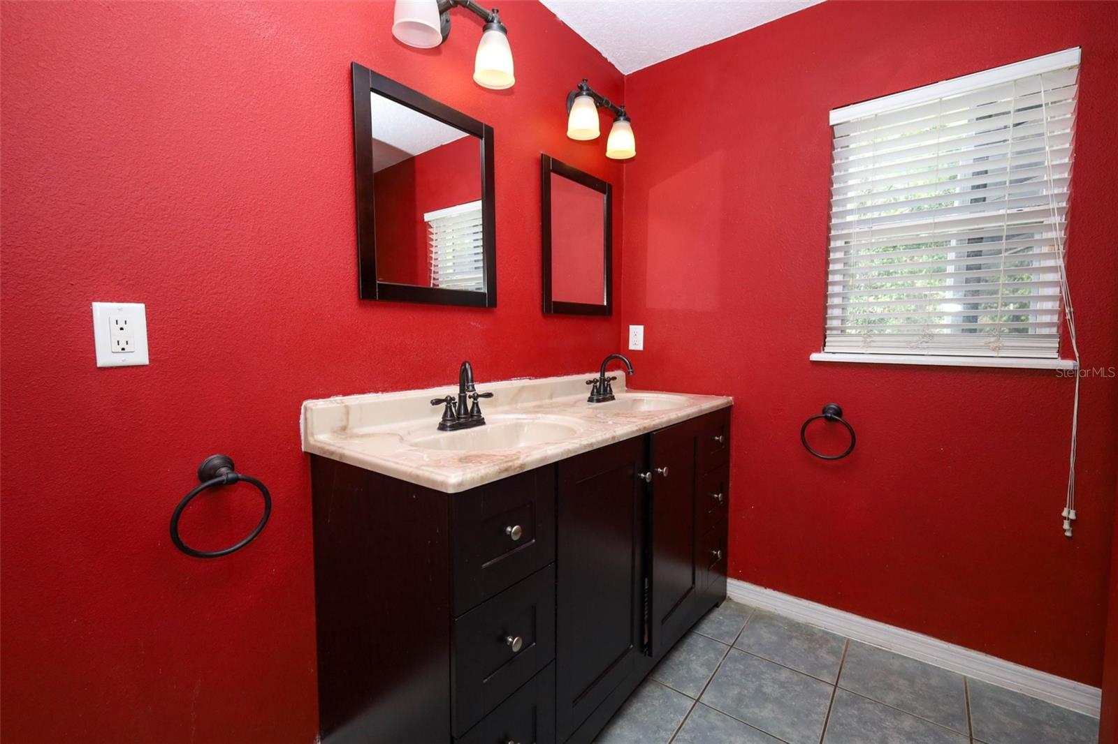 411 LYNN ST, OVIEDO, FL, 32765