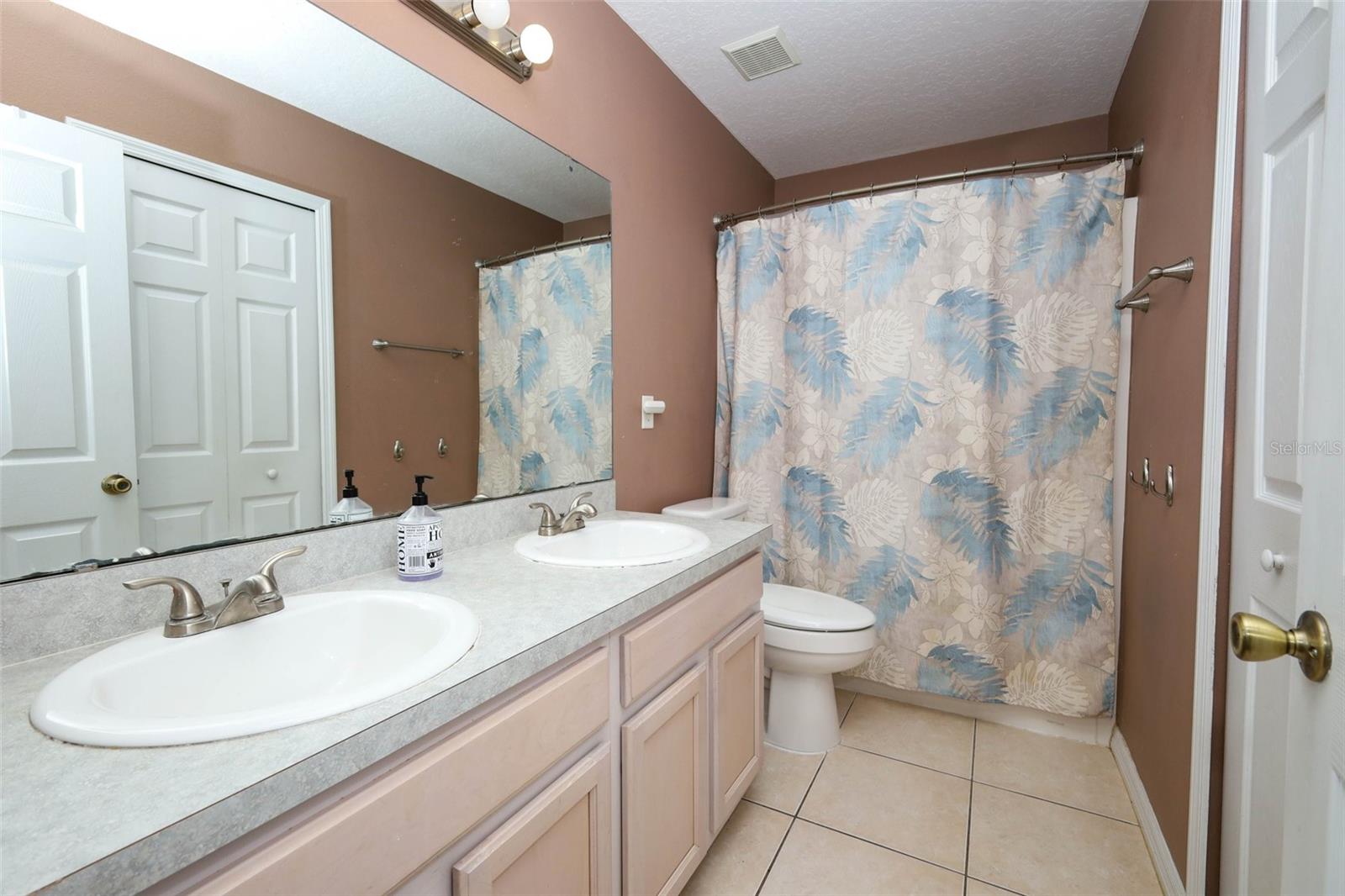 411 LYNN ST, OVIEDO, FL, 32765