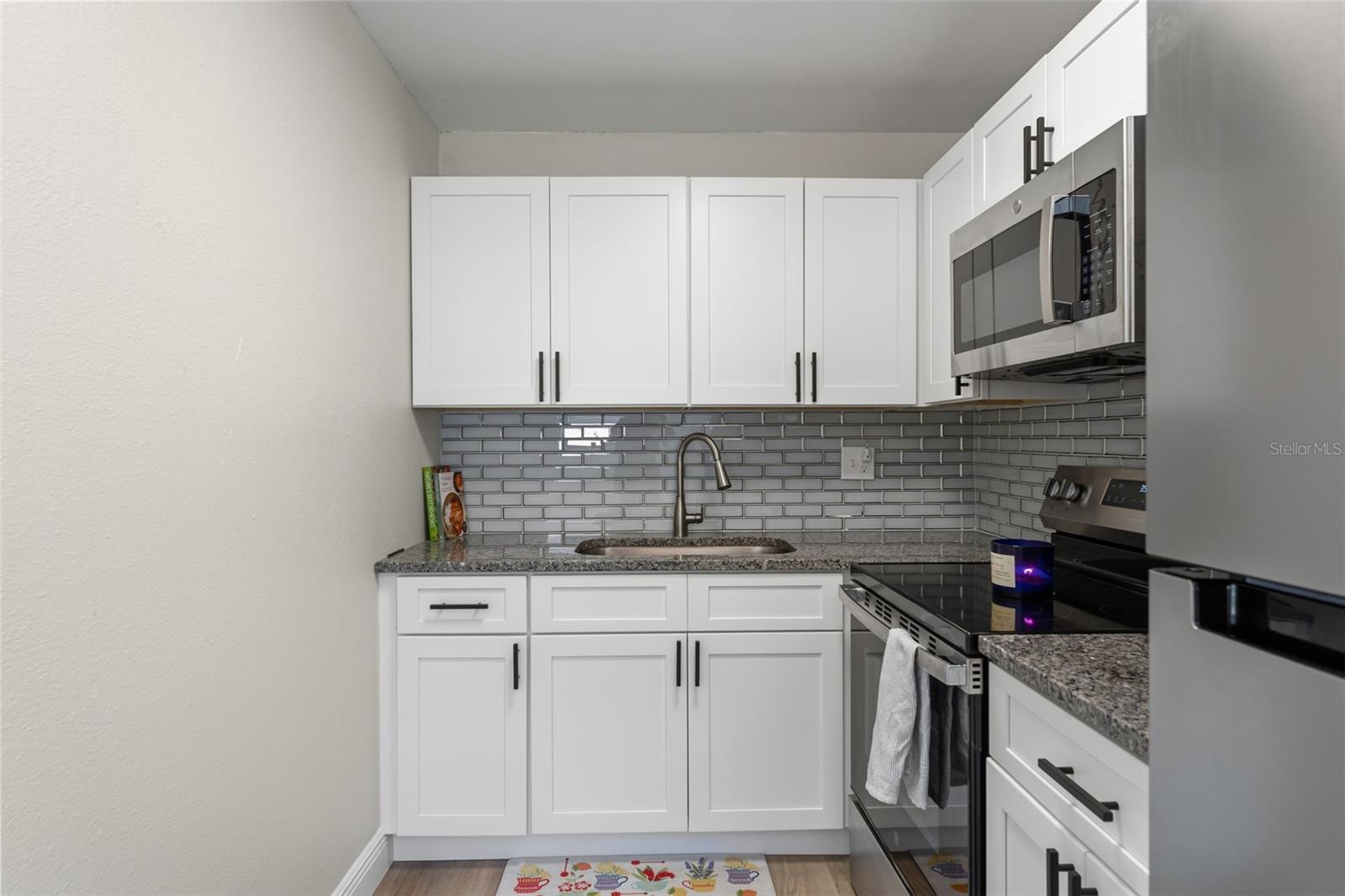 211 WOODMERE BLVD, SANFORD, FL, 32773