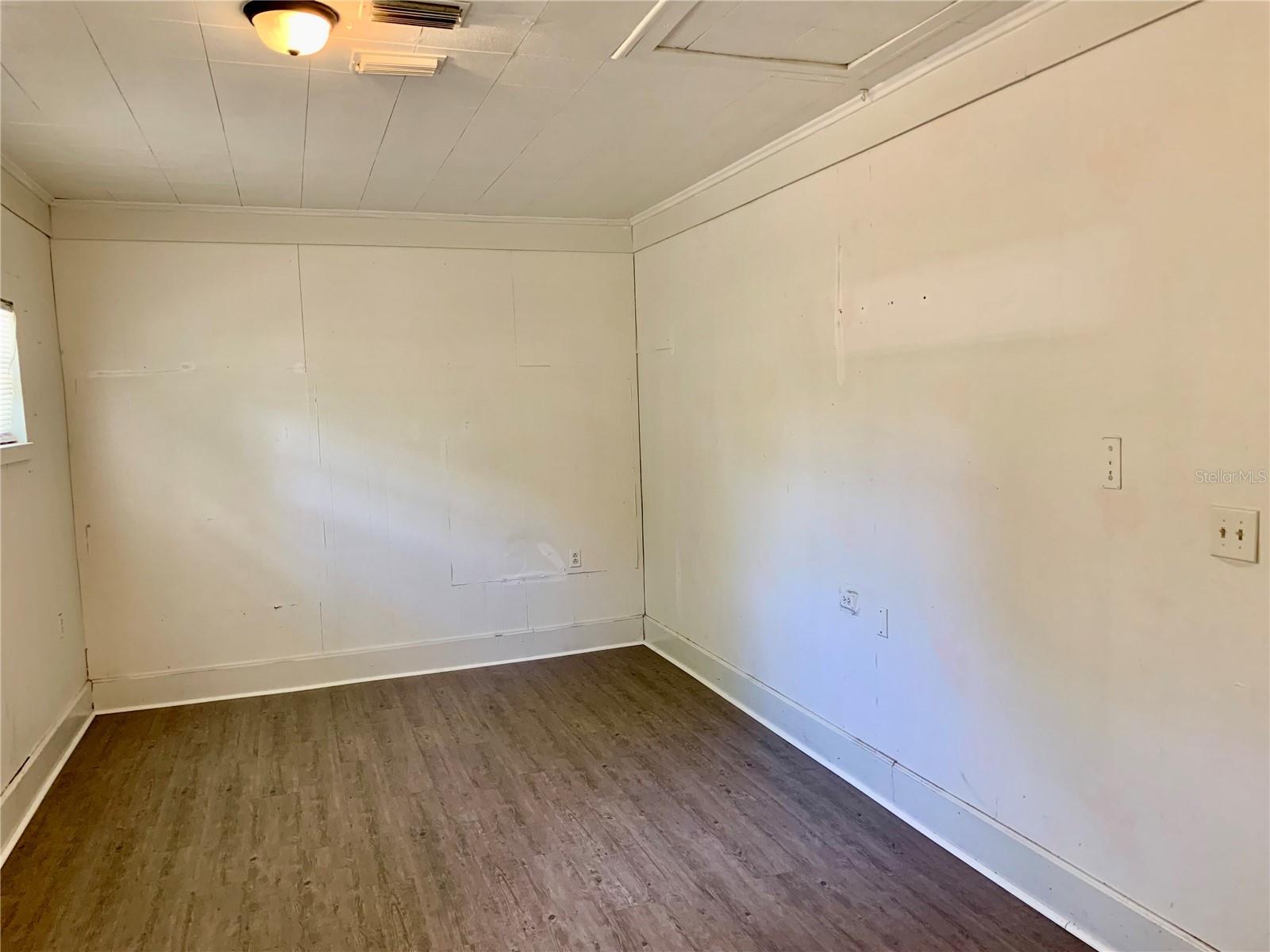 5200 N APOPKA VINELAND RD, ORLANDO, FL, 32818
