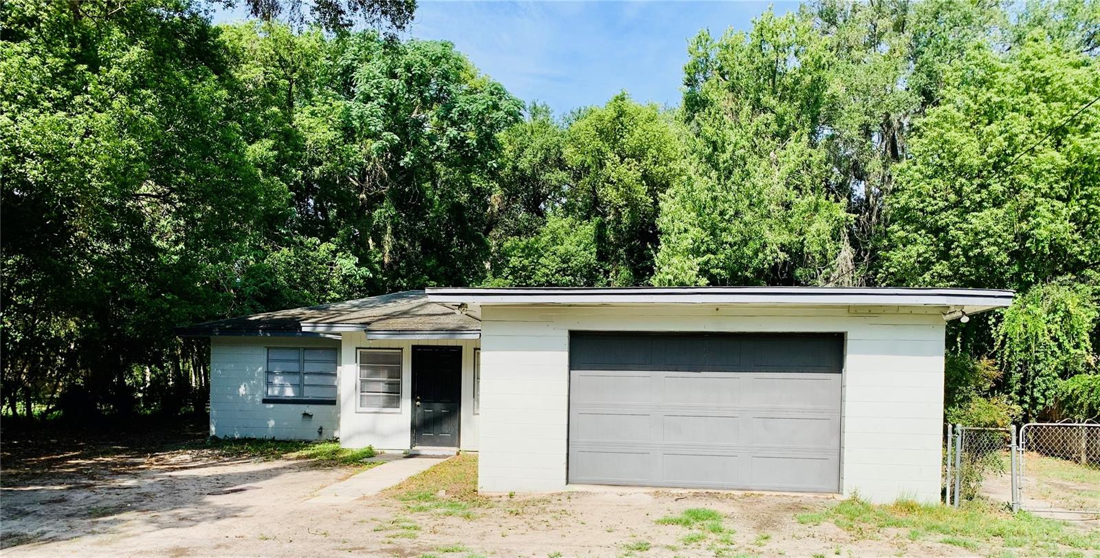 5200 N APOPKA VINELAND RD, ORLANDO, FL, 32818