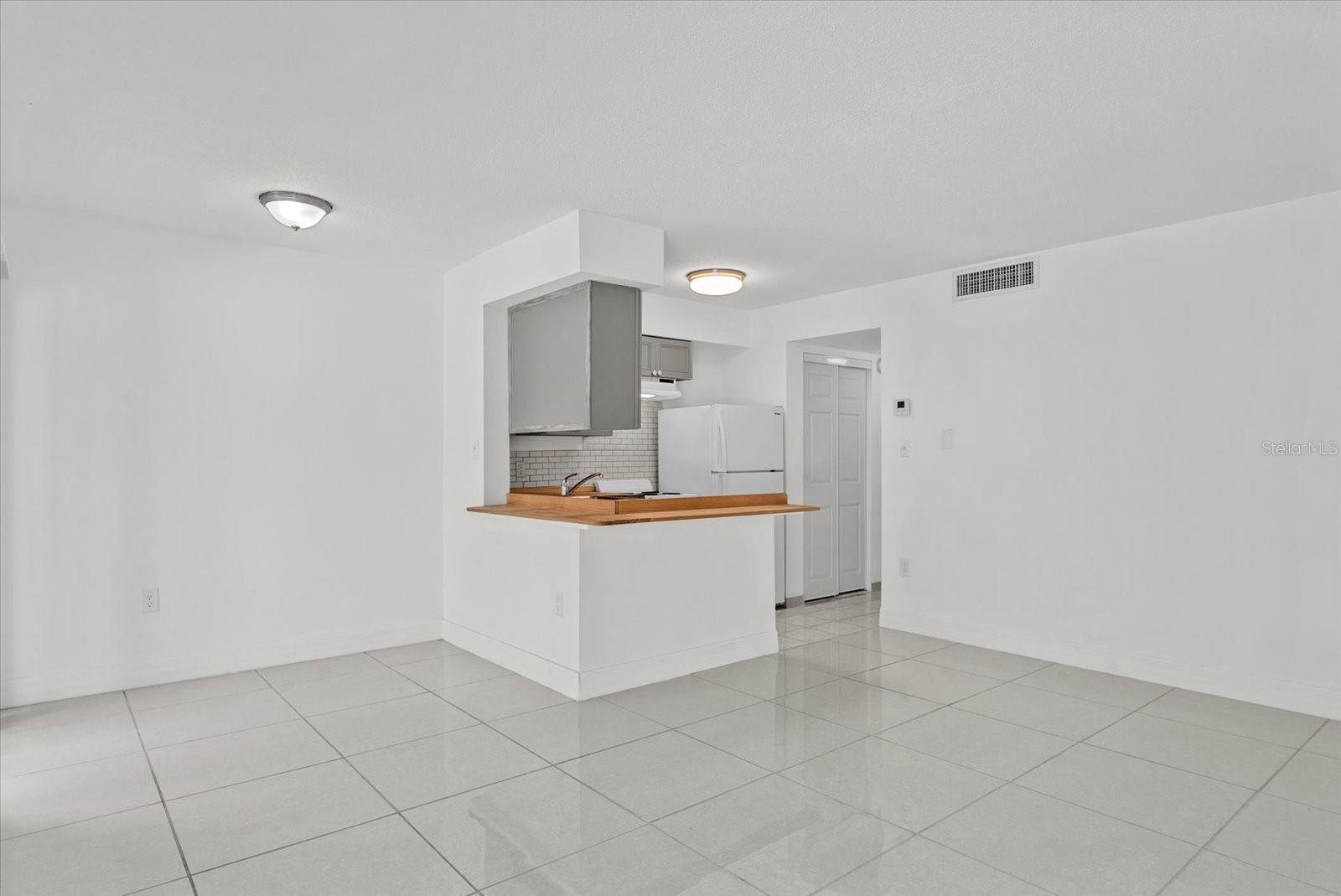 4035 S SCHOOL AVE #B3, SARASOTA, FL, 34231