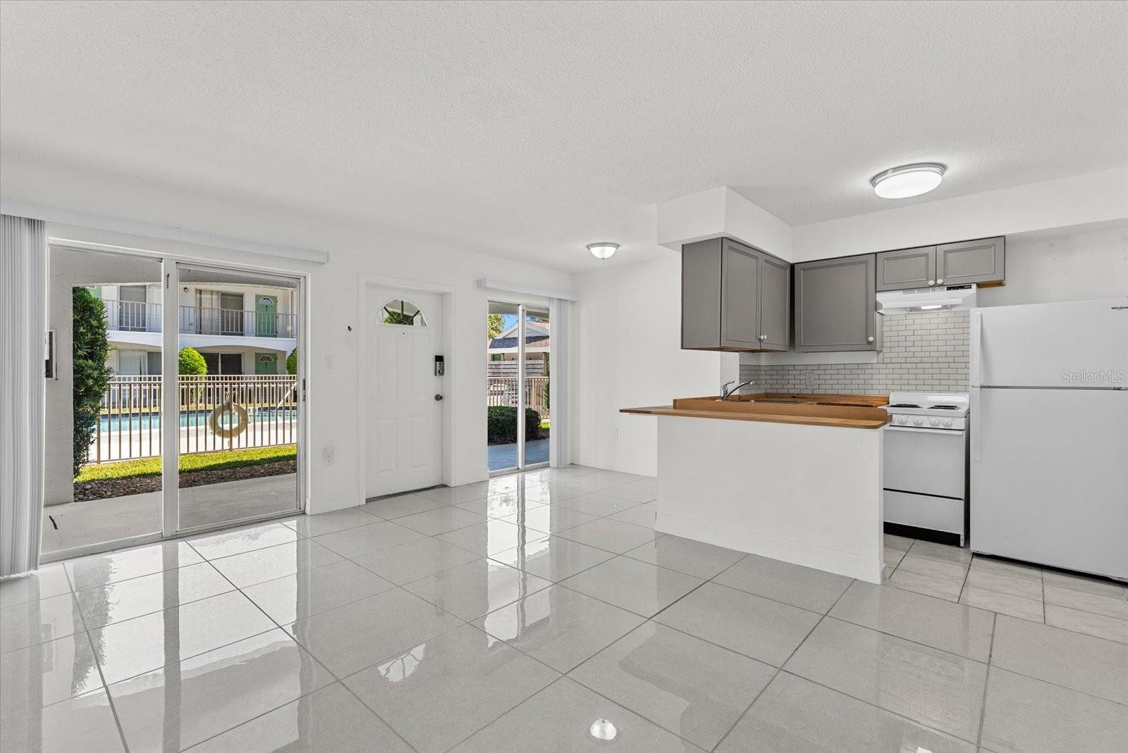 4035 S SCHOOL AVE #B3, SARASOTA, FL, 34231