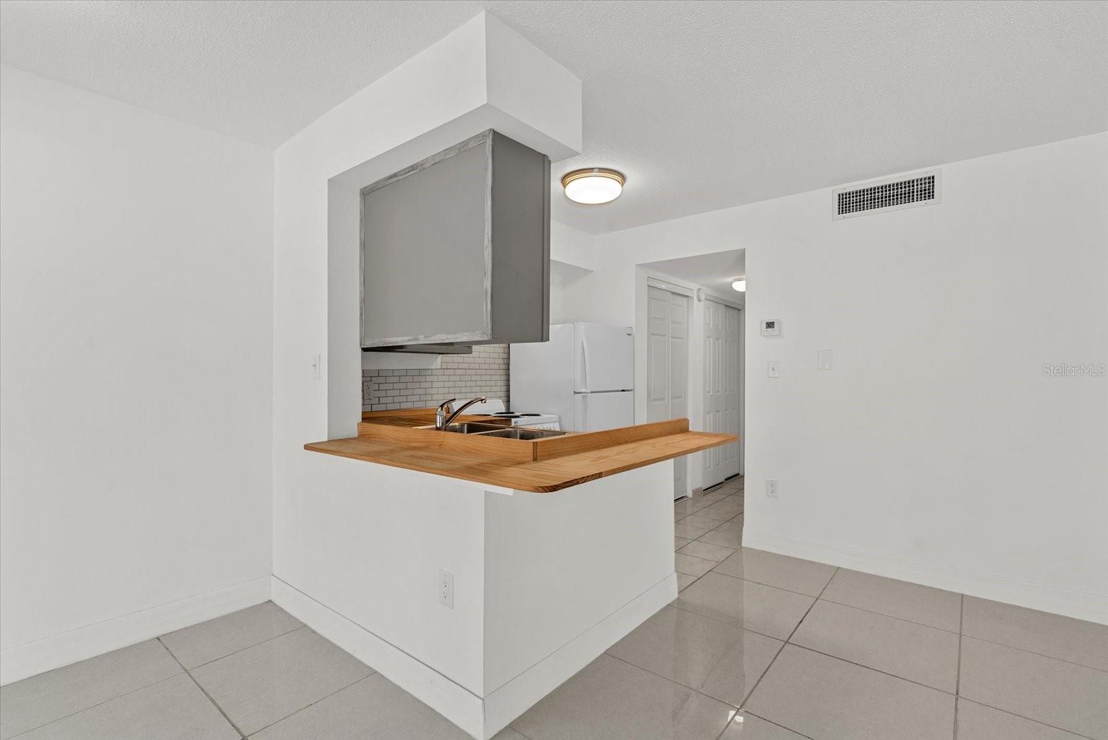 4035 S SCHOOL AVE #B3, SARASOTA, FL, 34231