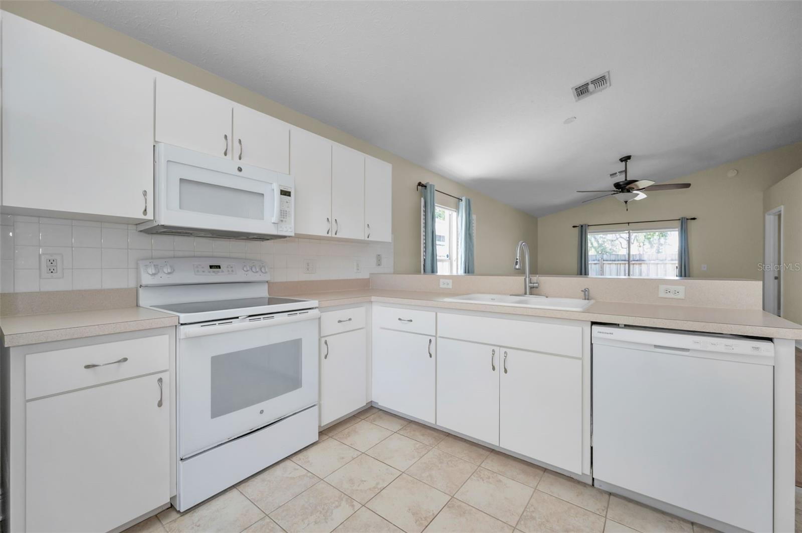 7745 BARCLAY RD, NEW PORT RICHEY, FL, 34654