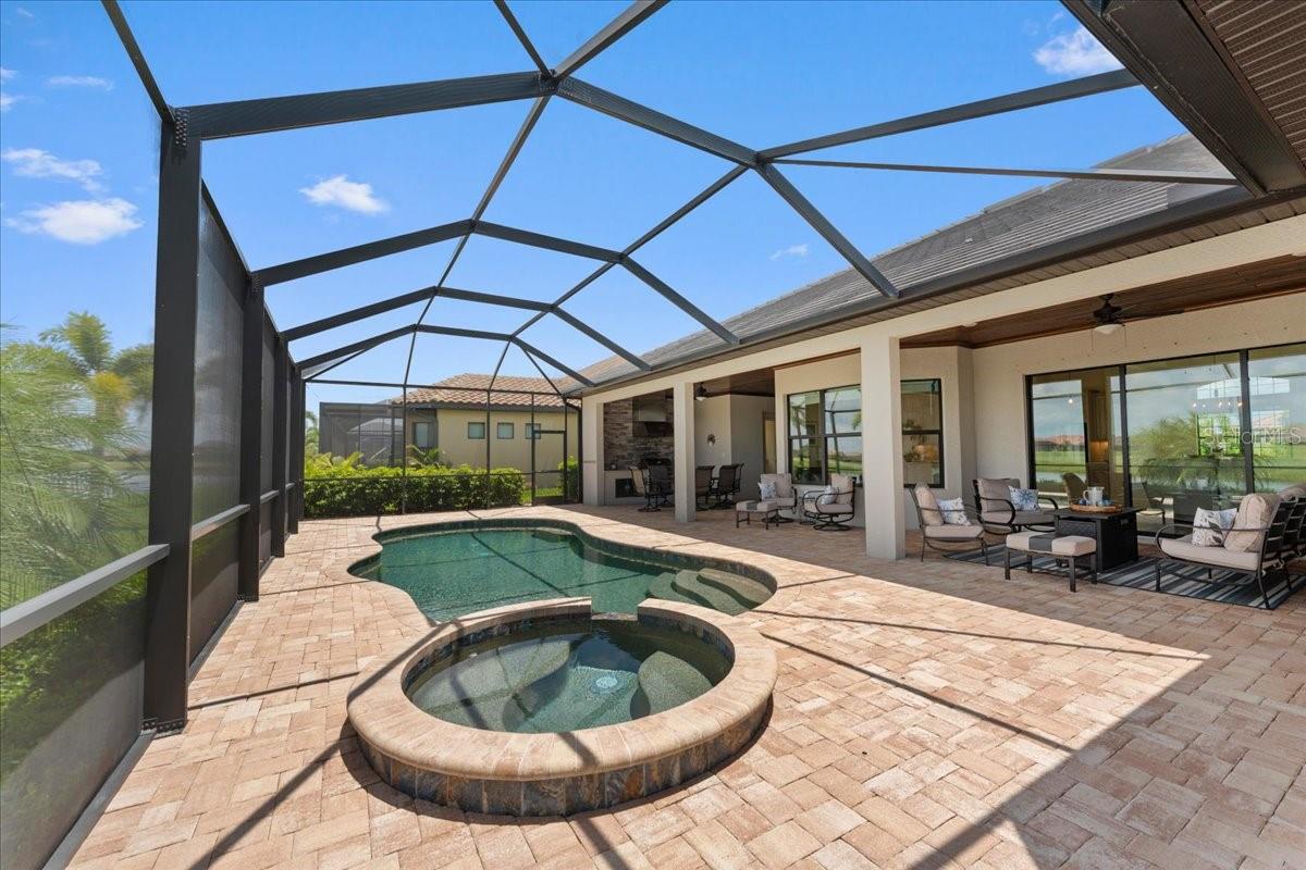 5732 MULLIGAN WAY, LAKEWOOD RANCH, FL, 34211
