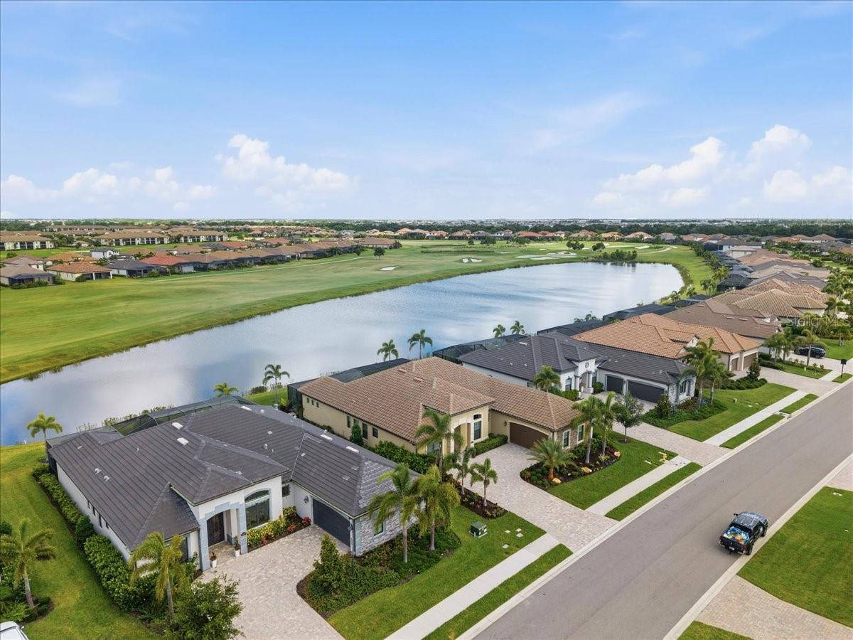 5732 MULLIGAN WAY, LAKEWOOD RANCH, FL, 34211