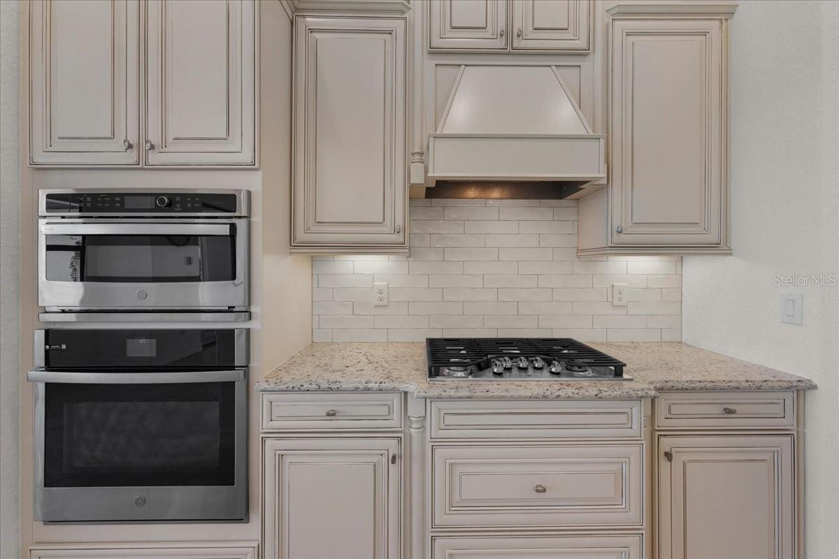 5732 MULLIGAN WAY, LAKEWOOD RANCH, FL, 34211