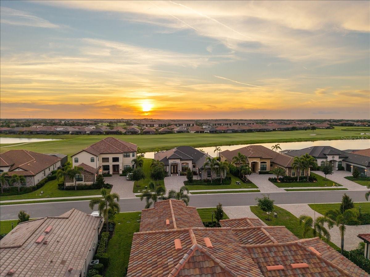 5732 MULLIGAN WAY, LAKEWOOD RANCH, FL, 34211