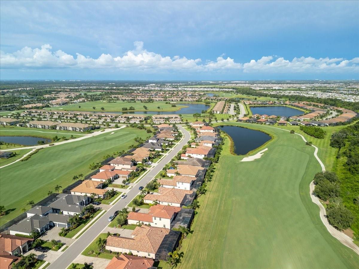 5732 MULLIGAN WAY, LAKEWOOD RANCH, FL, 34211