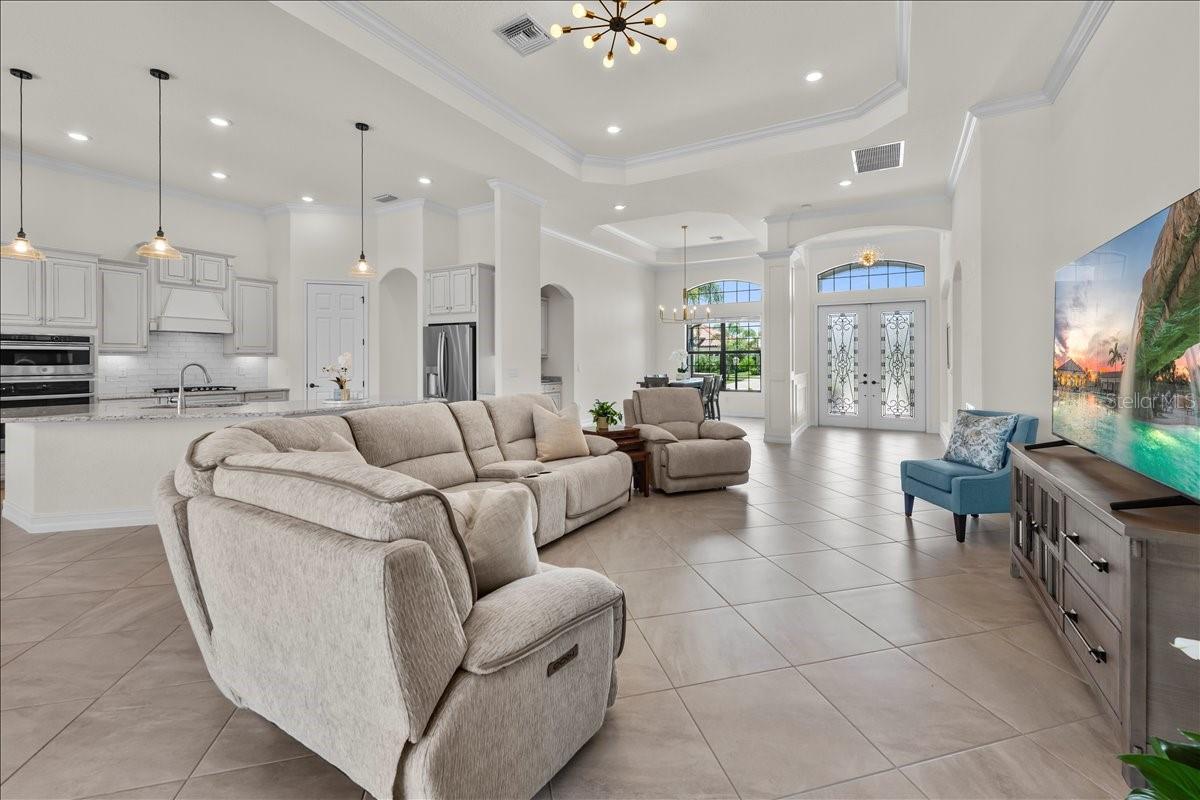 5732 MULLIGAN WAY, LAKEWOOD RANCH, FL, 34211