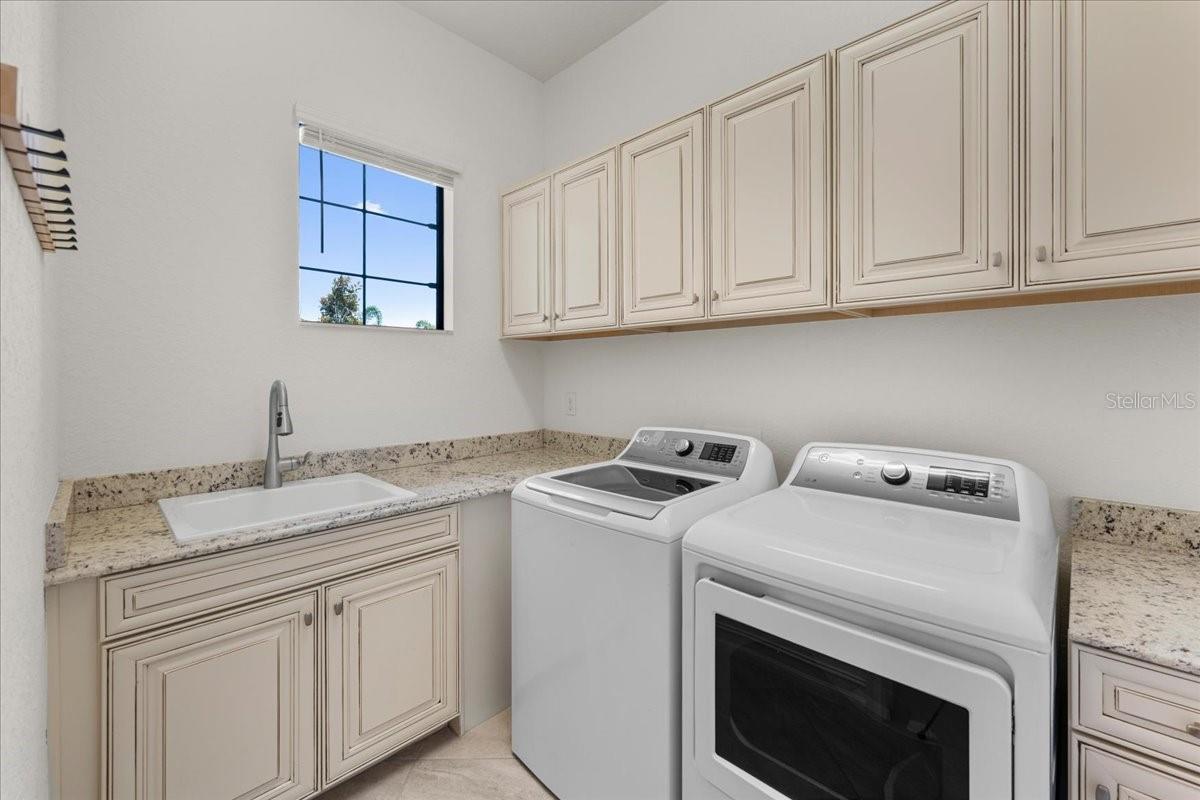 5732 MULLIGAN WAY, LAKEWOOD RANCH, FL, 34211