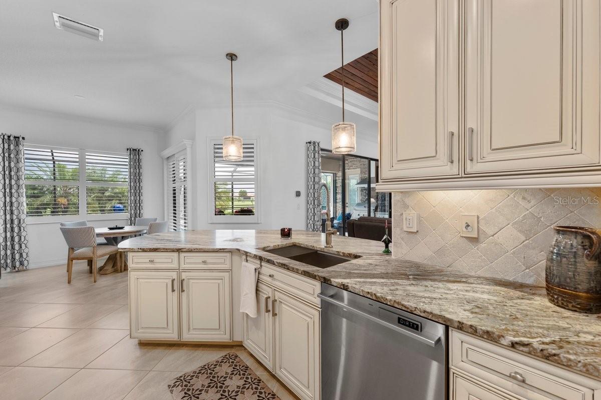 5580 MULLIGAN WAY, LAKEWOOD RANCH, FL, 34211