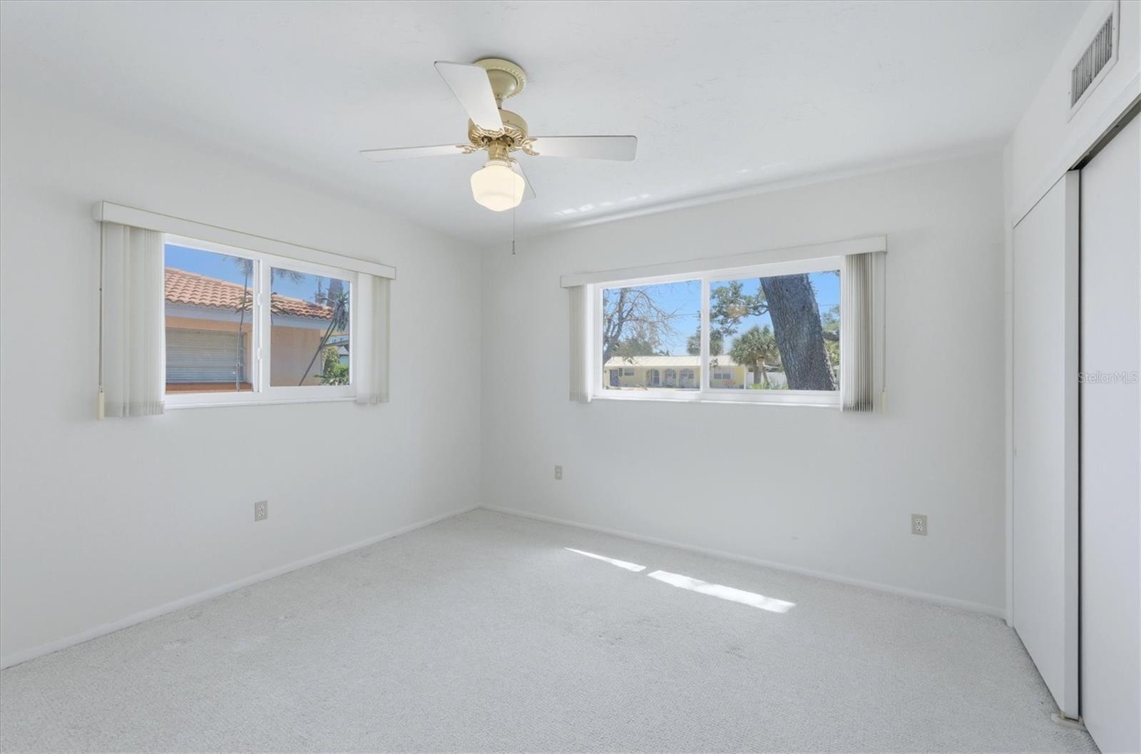 5108 SANDY SHORE AVE, SARASOTA, FL, 34242