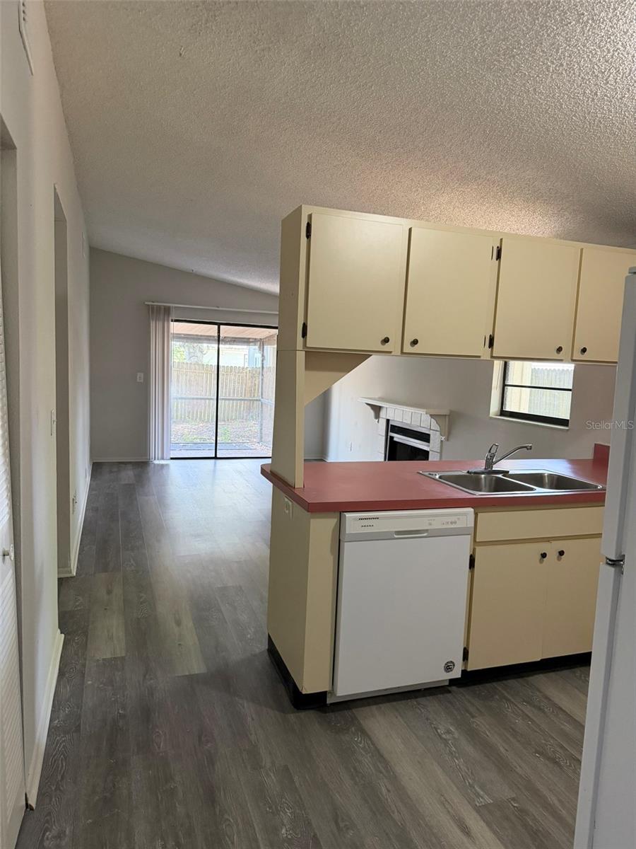 9601 SHALIMAR CT, TAMPA, FL, 33615