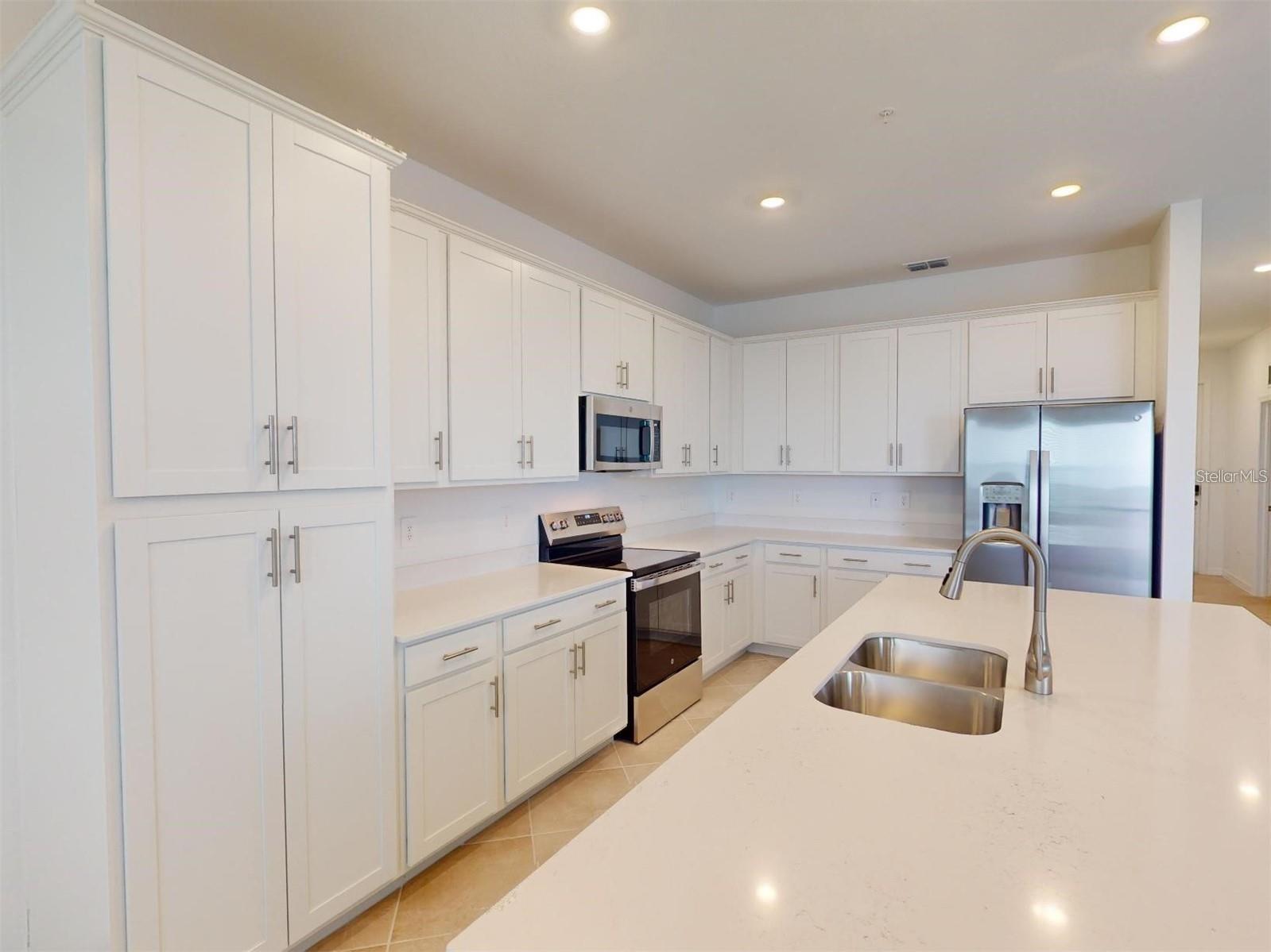 17565 OPAL SAND DR #401, VENICE, FL, 34293