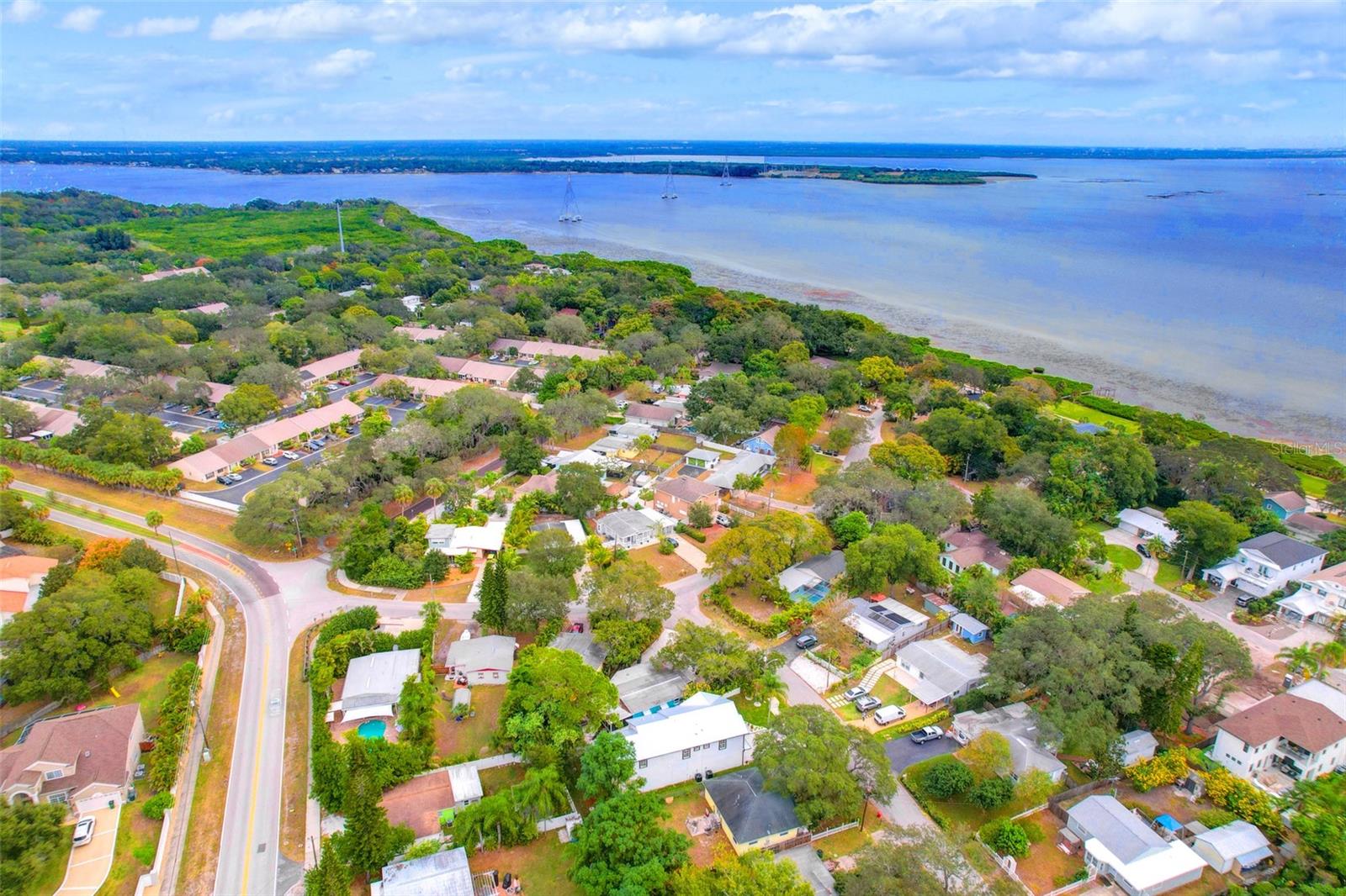 1105 CONANT AVE, SAFETY HARBOR, FL, 34695