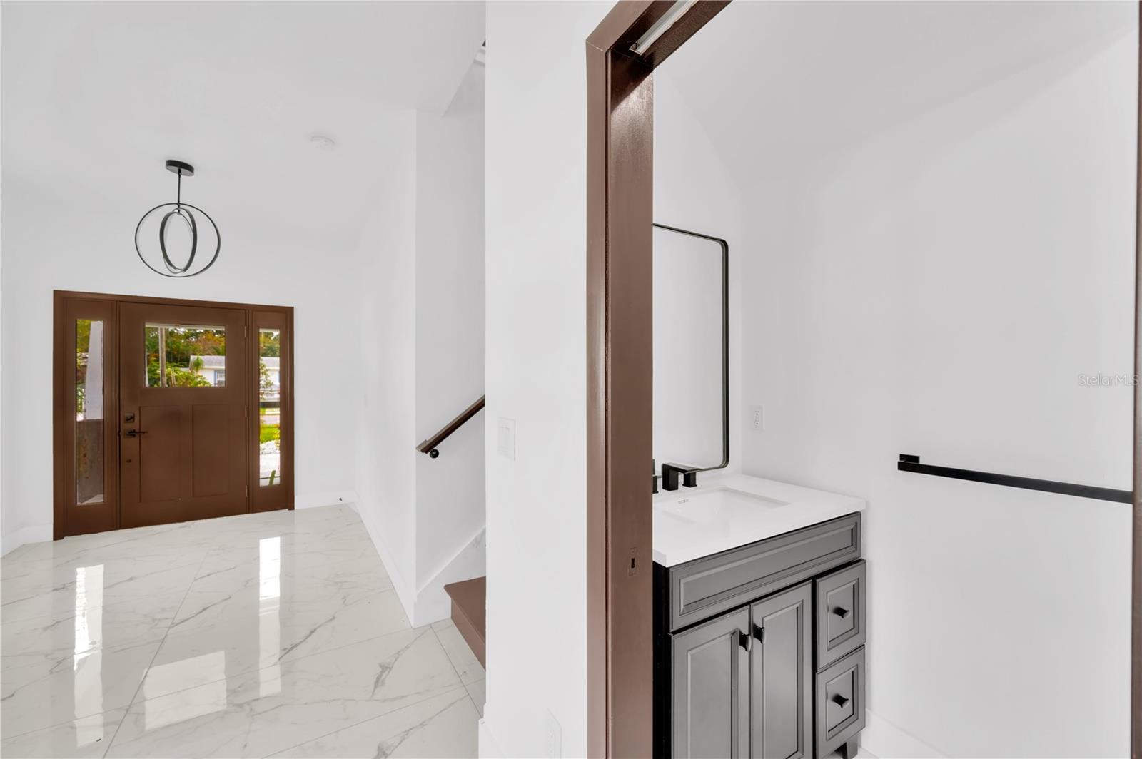 1105 CONANT AVE, SAFETY HARBOR, FL, 34695