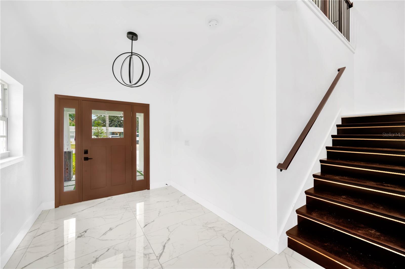 1105 CONANT AVE, SAFETY HARBOR, FL, 34695