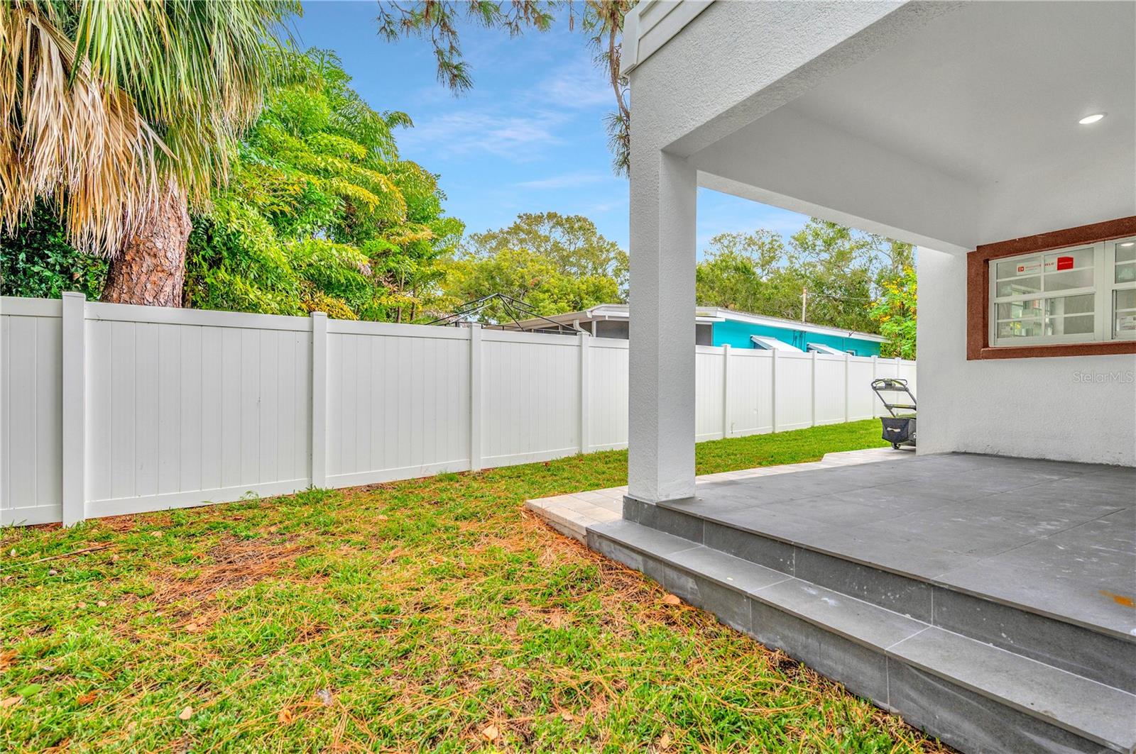1105 CONANT AVE, SAFETY HARBOR, FL, 34695
