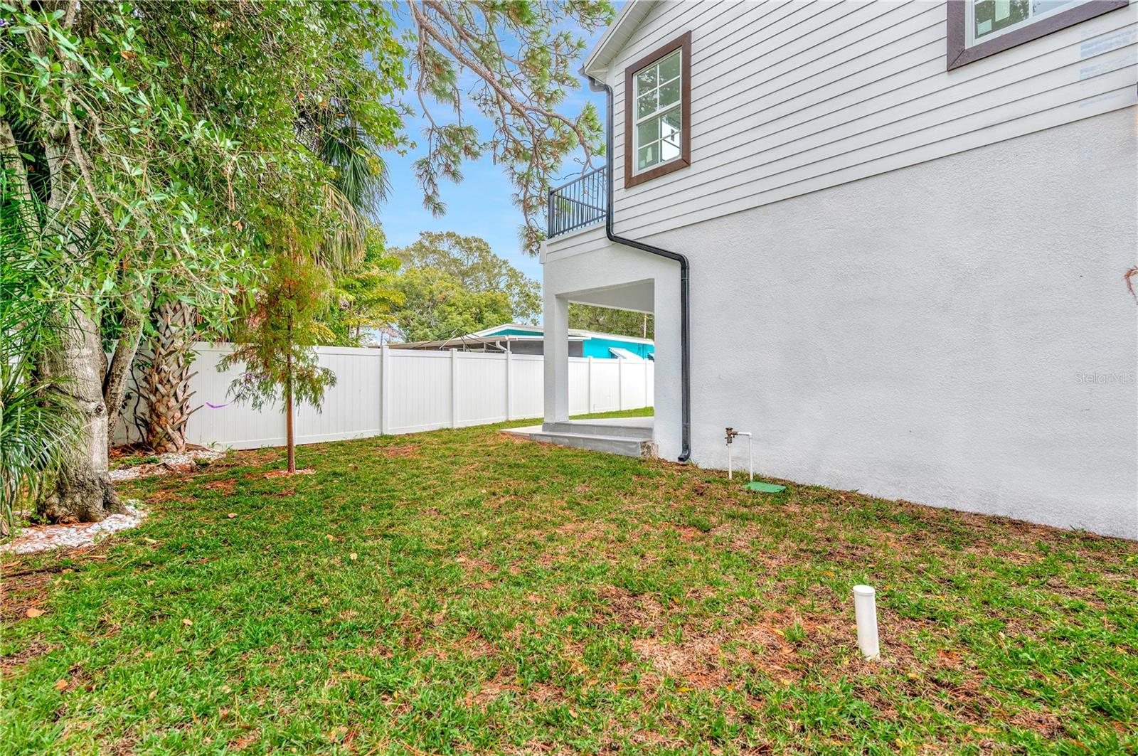 1105 CONANT AVE, SAFETY HARBOR, FL, 34695