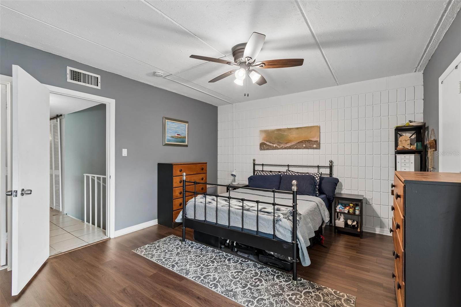 2424 W TAMPA BAY BLVD #I204, TAMPA, FL, 33607