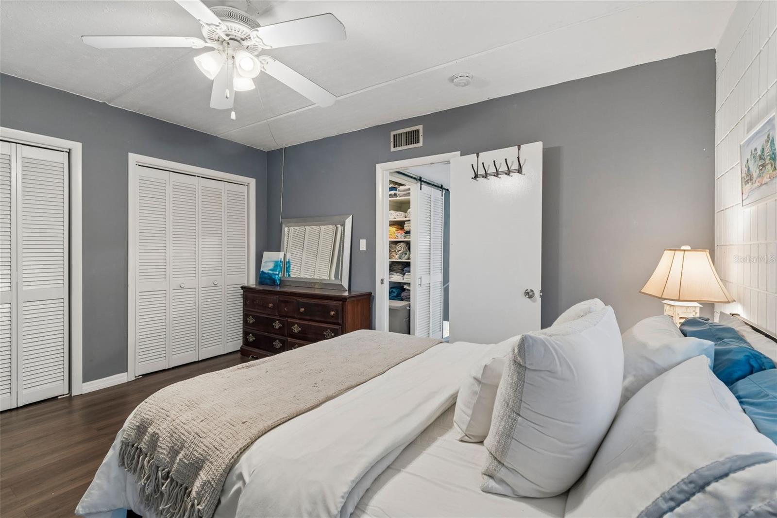 2424 W TAMPA BAY BLVD #I204, TAMPA, FL, 33607