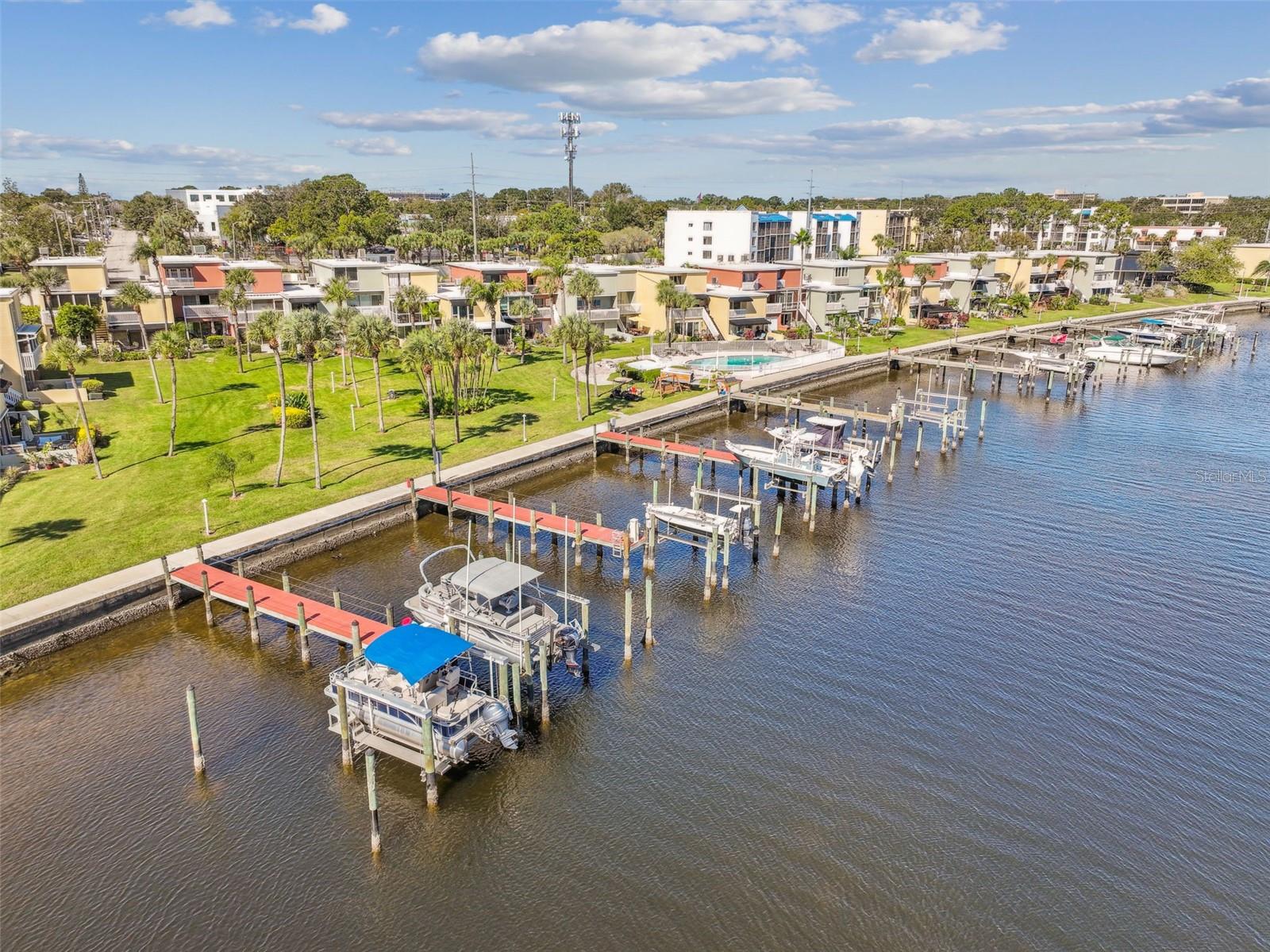 2424 W TAMPA BAY BLVD #I204, TAMPA, FL, 33607