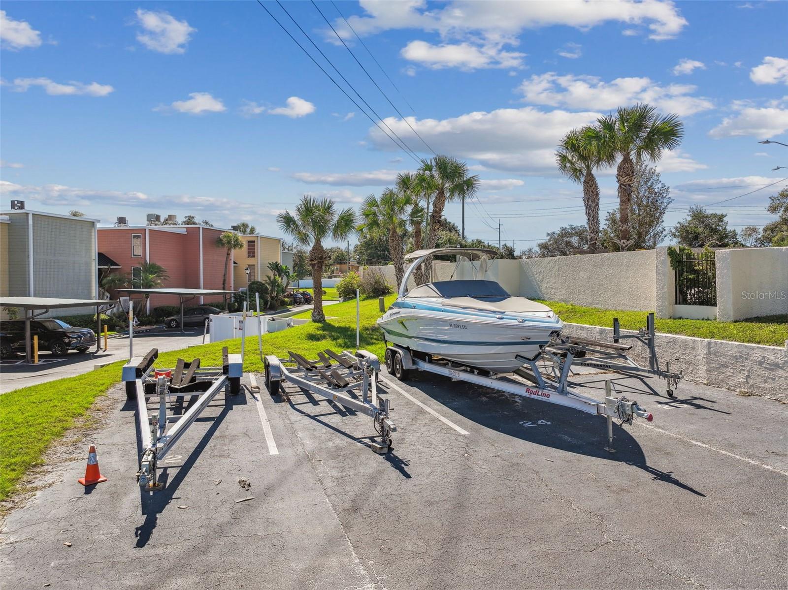 2424 W TAMPA BAY BLVD #I204, TAMPA, FL, 33607