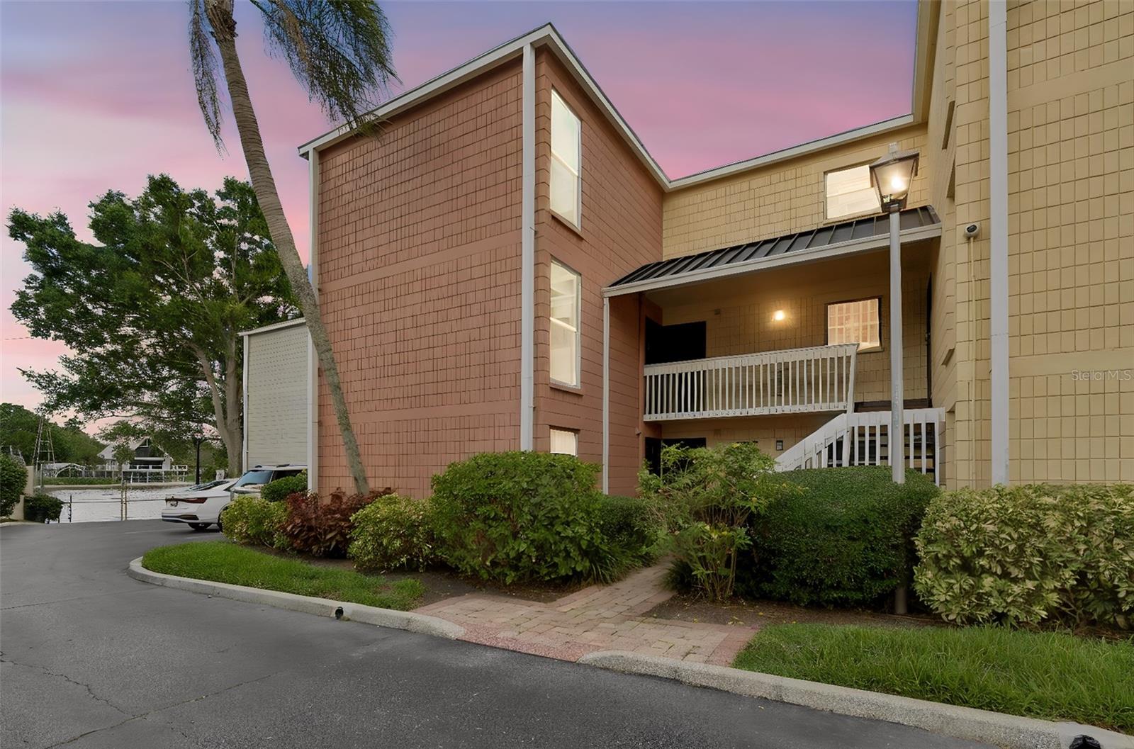 2424 W TAMPA BAY BLVD #I204, TAMPA, FL, 33607