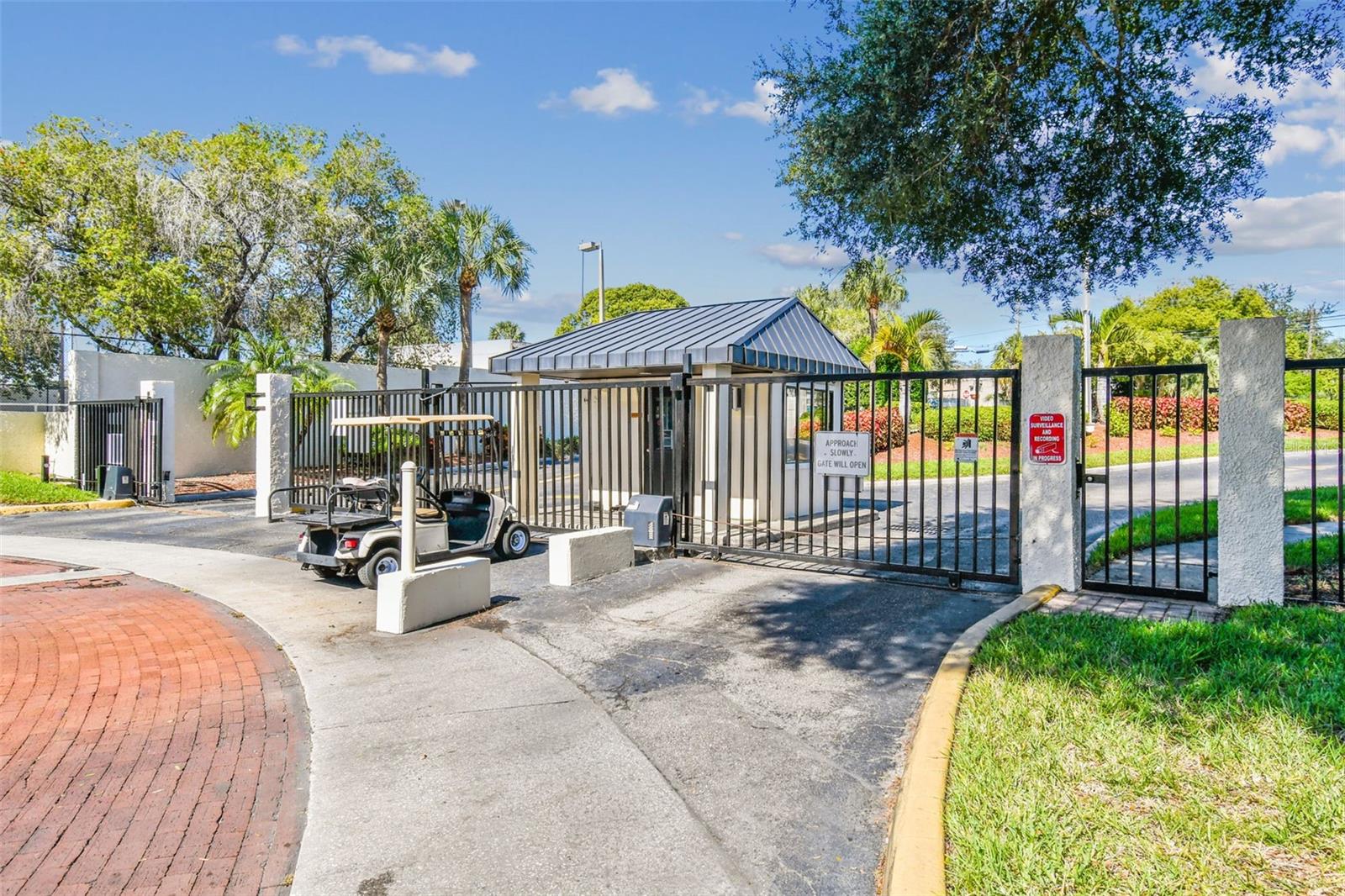 2424 W TAMPA BAY BLVD #I204, TAMPA, FL, 33607