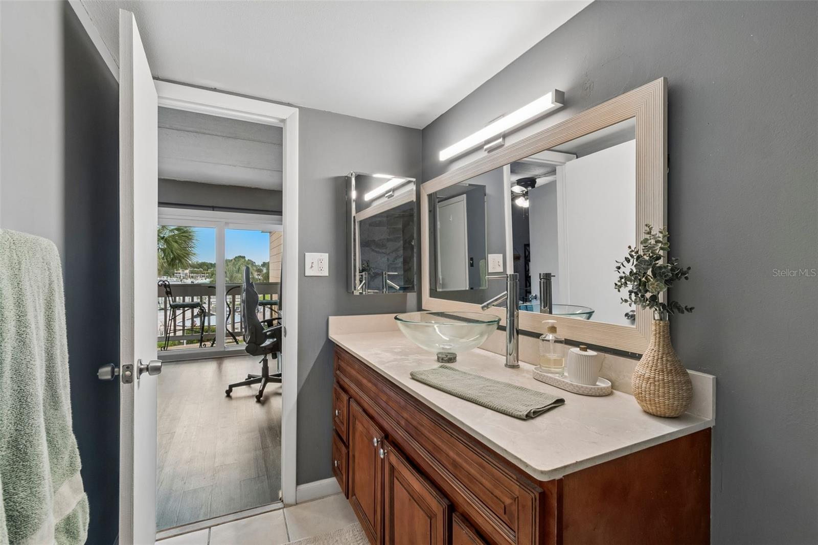 2424 W TAMPA BAY BLVD #I204, TAMPA, FL, 33607