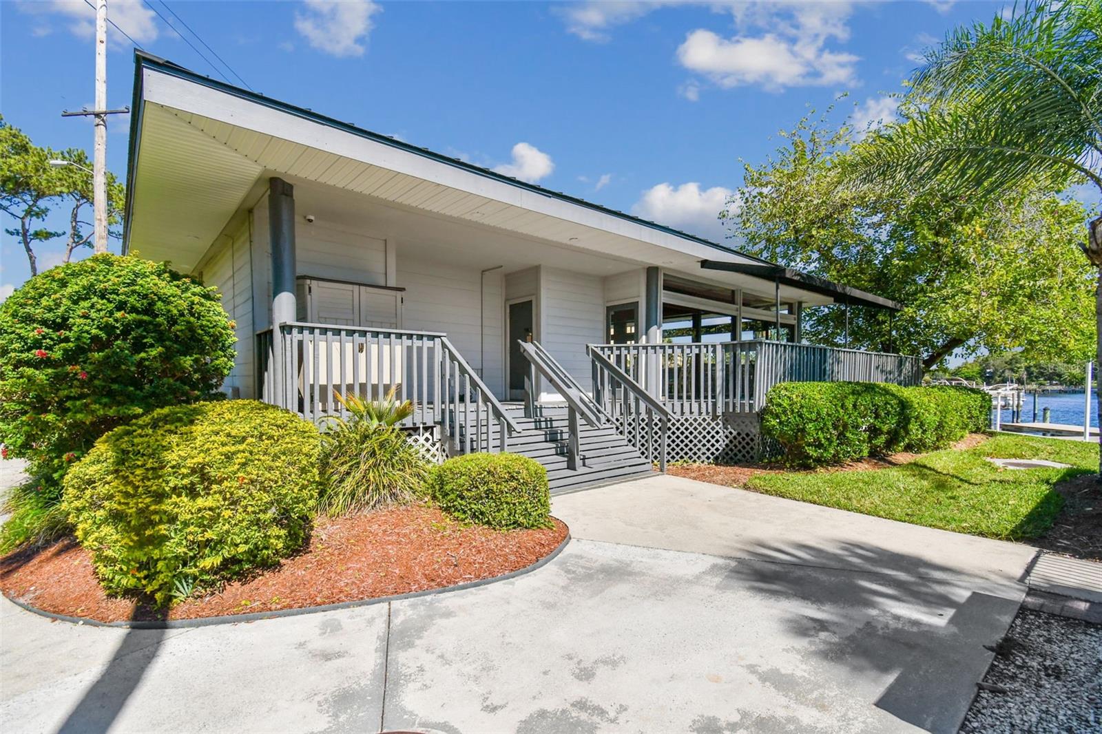 2424 W TAMPA BAY BLVD #I204, TAMPA, FL, 33607
