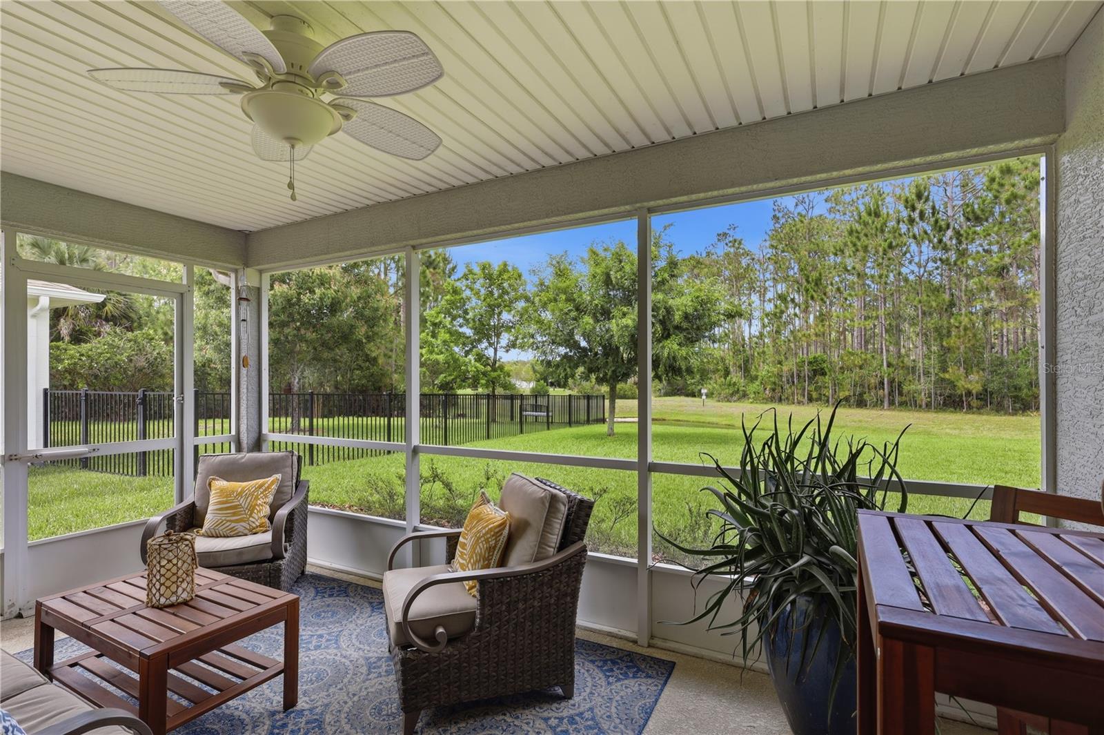 122 S HUMMINGBIRD PL, PALM COAST, FL, 32164