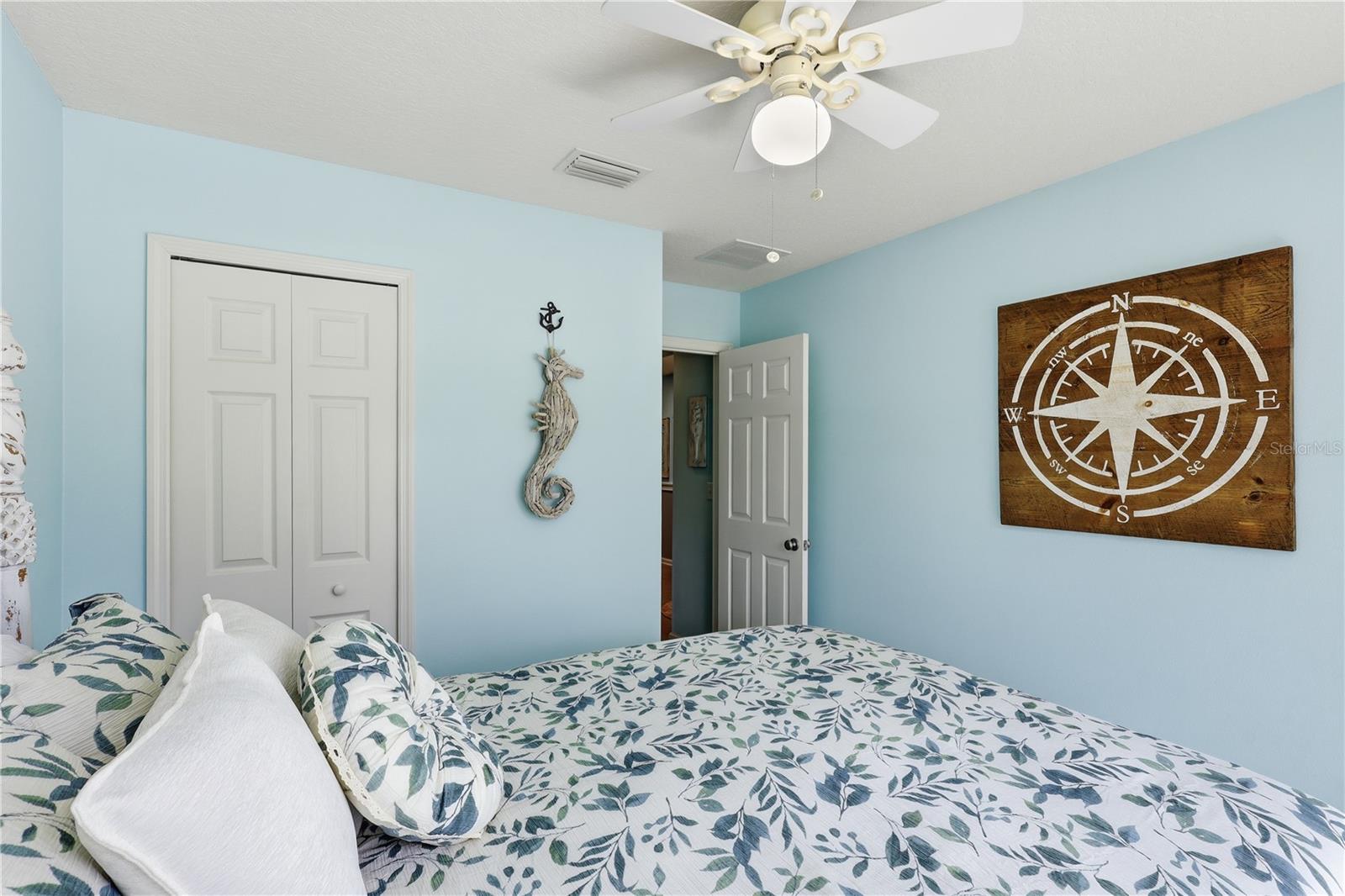 122 S HUMMINGBIRD PL, PALM COAST, FL, 32164