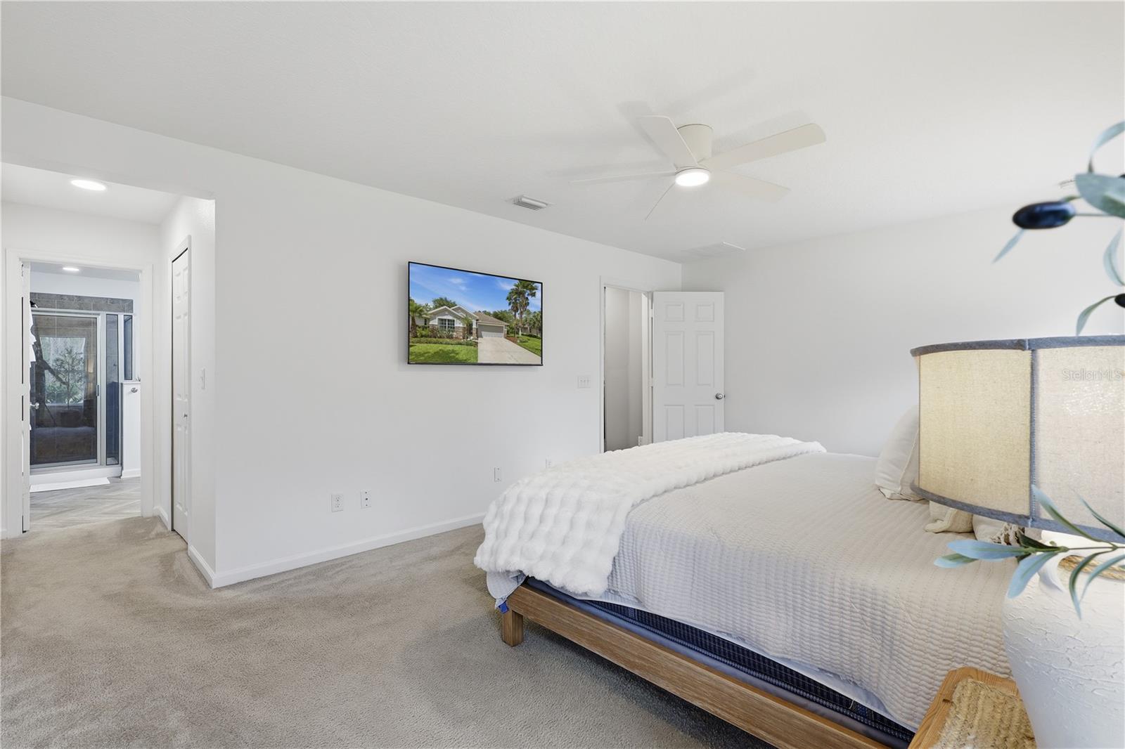 122 S HUMMINGBIRD PL, PALM COAST, FL, 32164